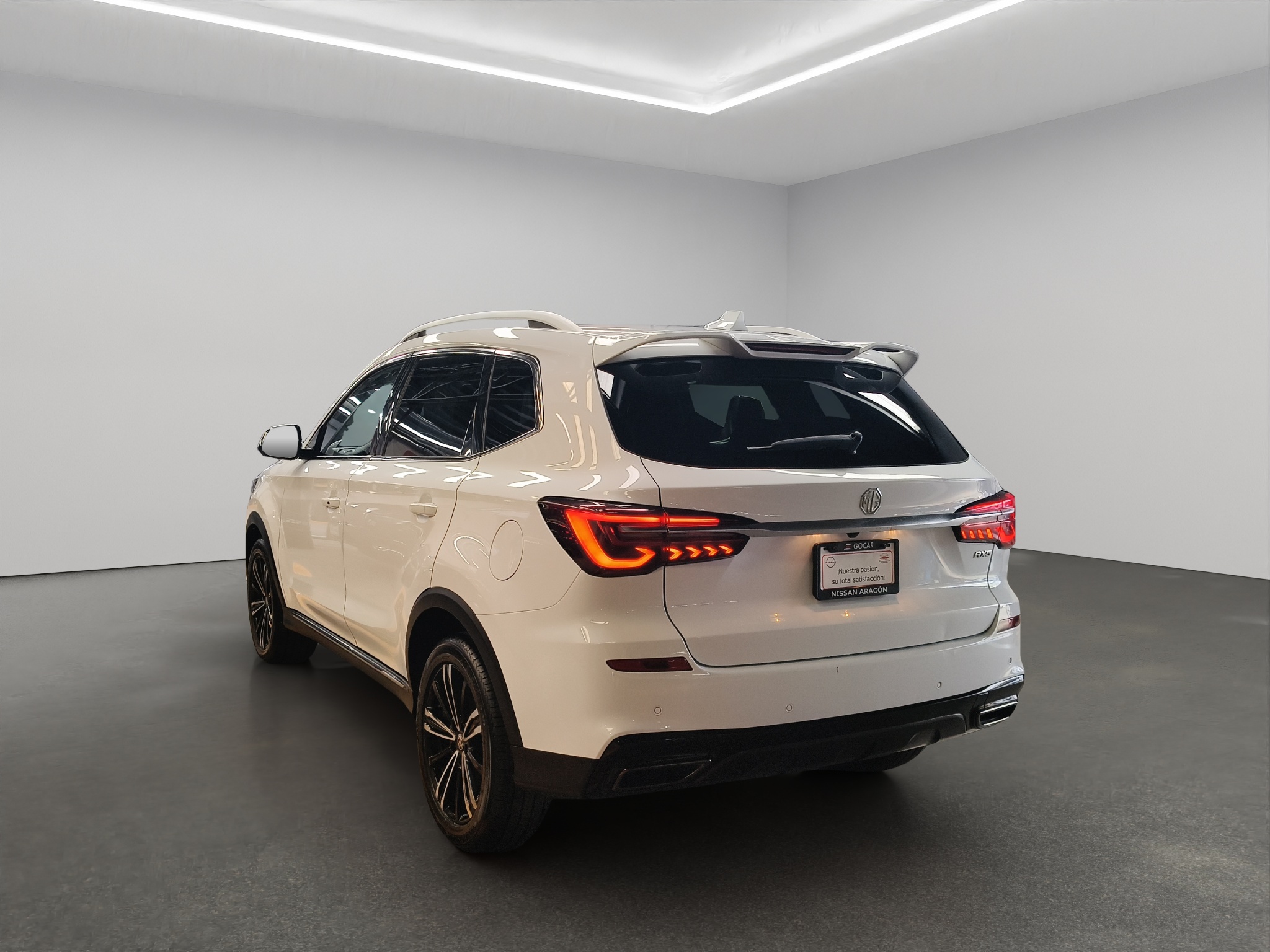 MG RX5 5 pts. Excite, 1.5T, TA, piel, RA-18 2024
