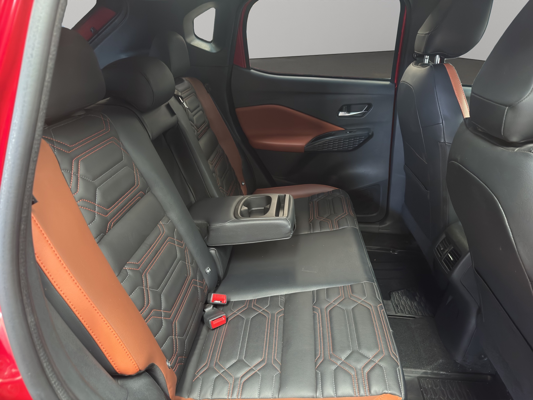 Nissan Magnite 5 pts. Exclusive, 1.0T, CVT, piel, RA-16 2025