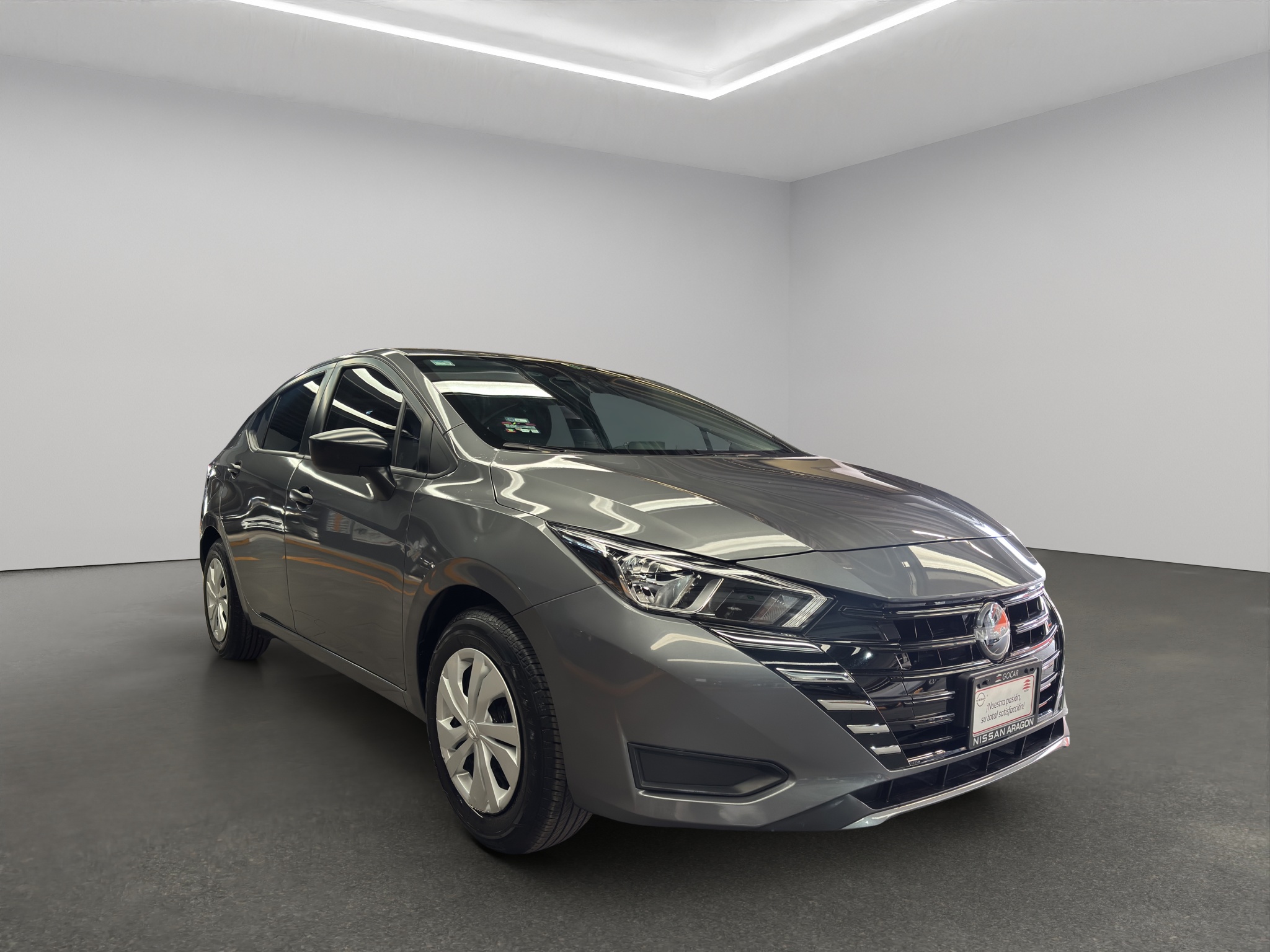 Nissan Versa 4 pts. Sense, TM5, a/ac., R-15 (línea anterior) 2025