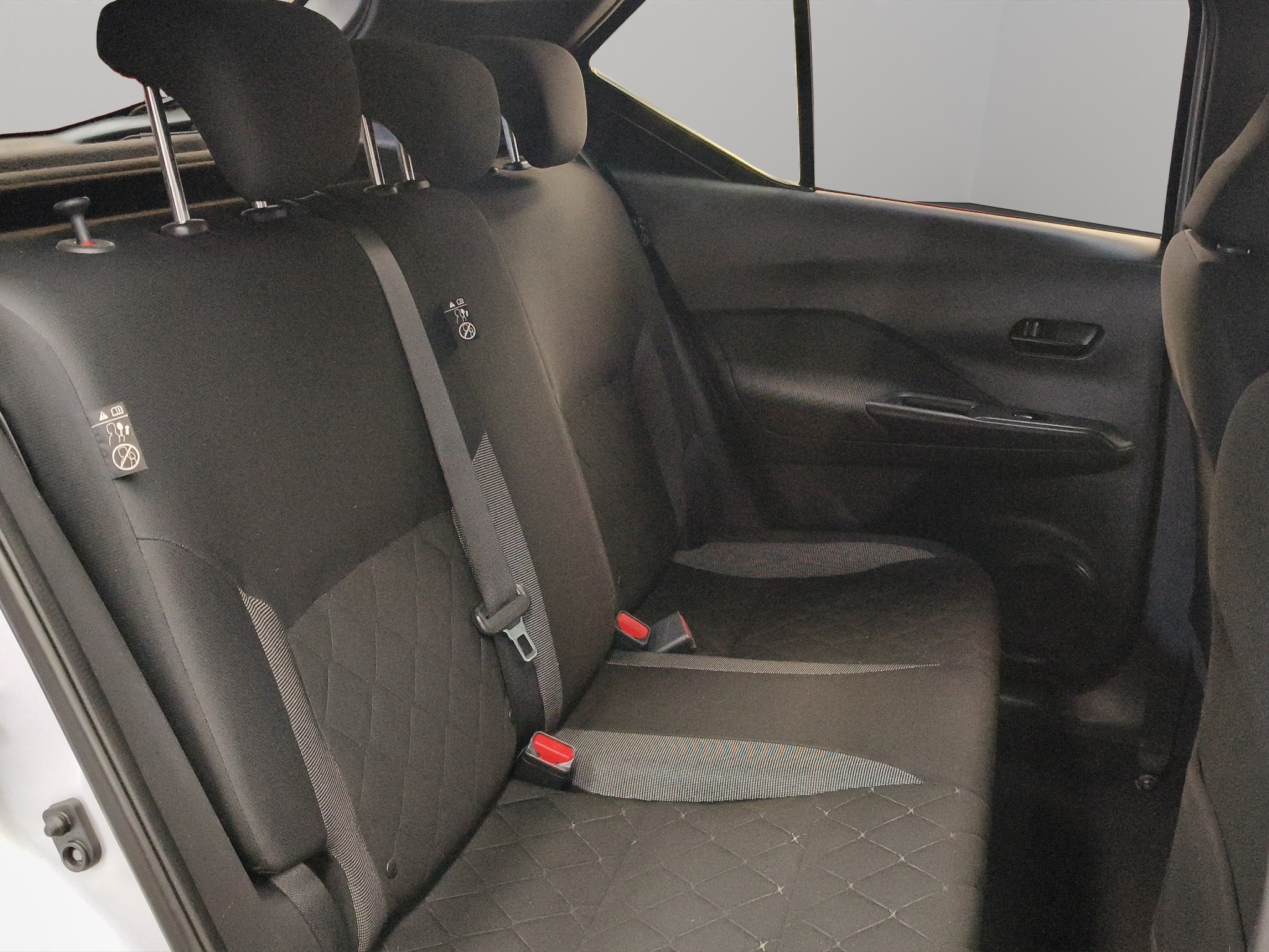 Nissan Kicks 5 pts. Sense, 1.6l, TM5, a/ac., VE, RA-16 2018