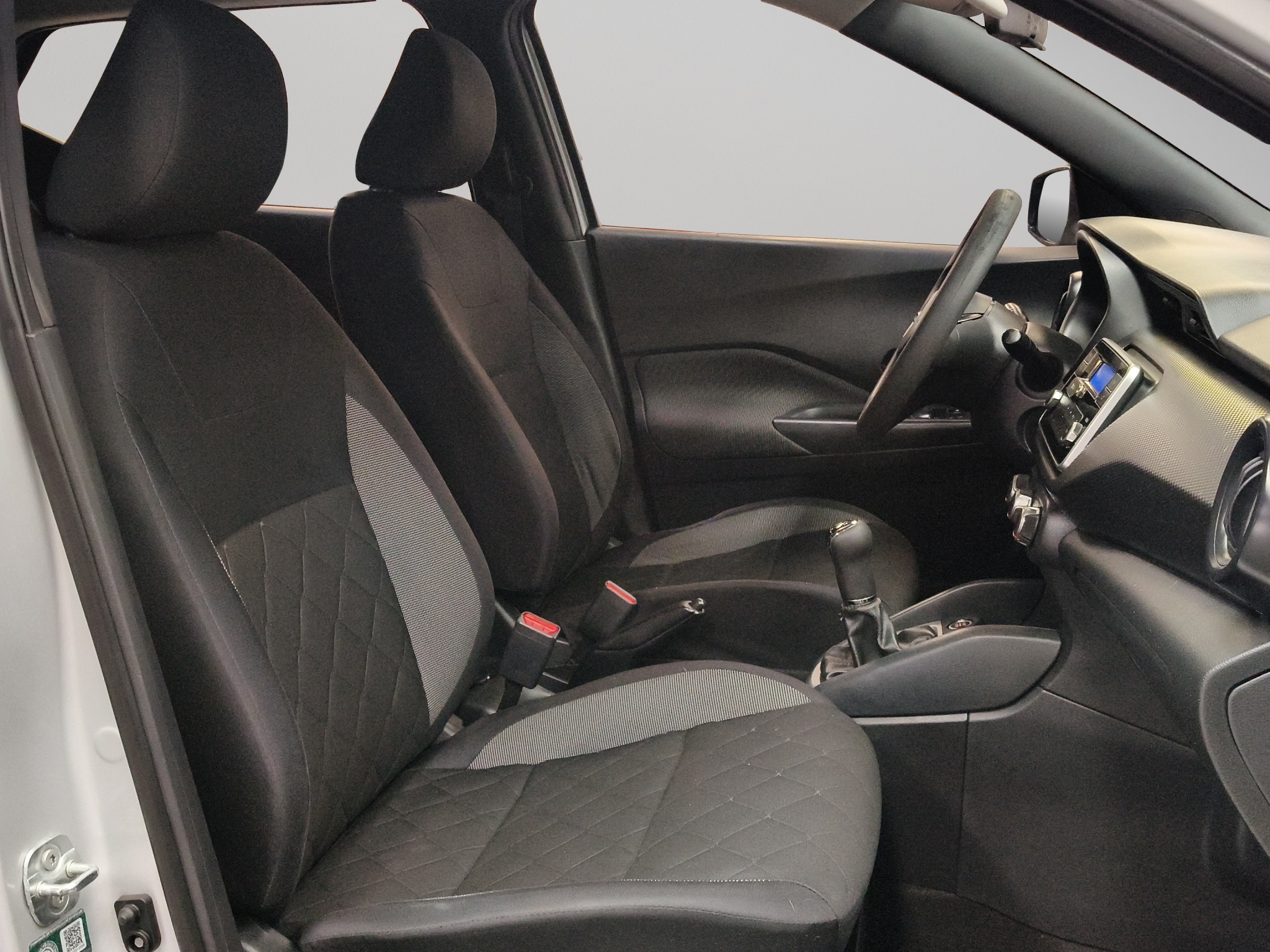 Nissan Kicks 5 pts. Sense, 1.6l, TM5, a/ac., VE, RA-16 2018
