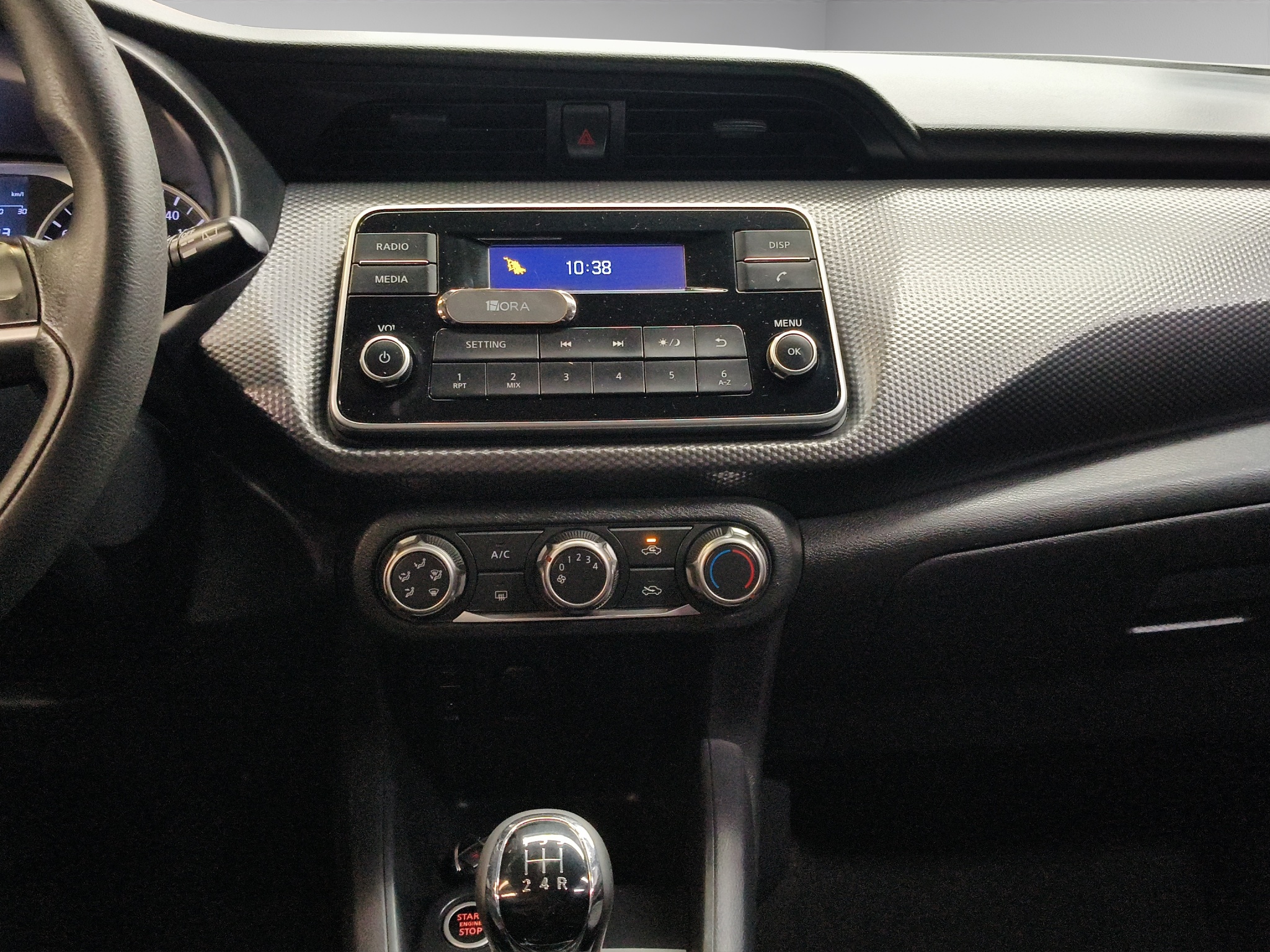 Nissan Kicks 5 pts. Sense, 1.6l, TM5, a/ac., VE, RA-16 2018