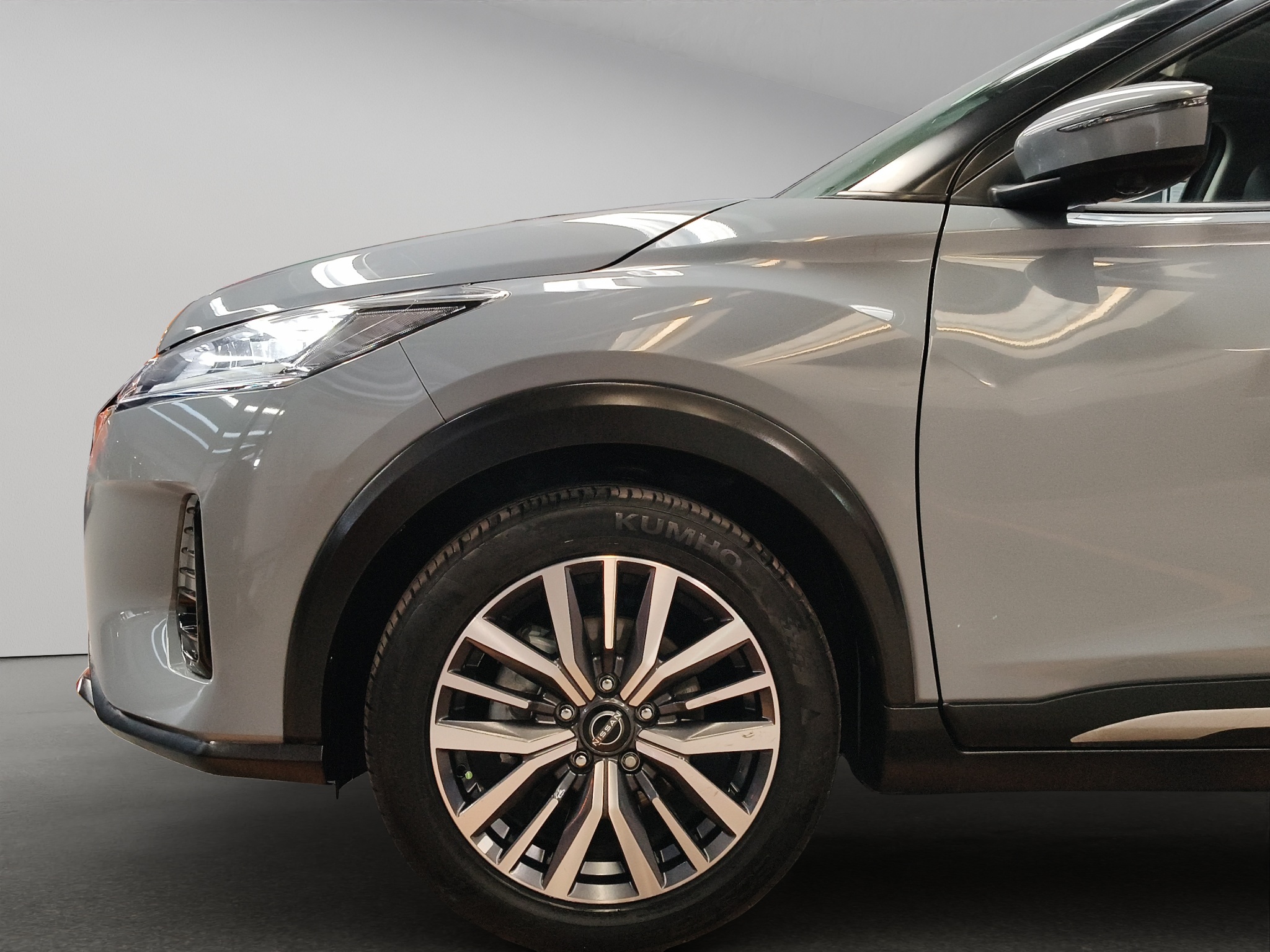 Nissan Kicks  5 pts. Platinum, 1.6l, TA, a/ac. Aut., piel, GPS, RA-18 2023