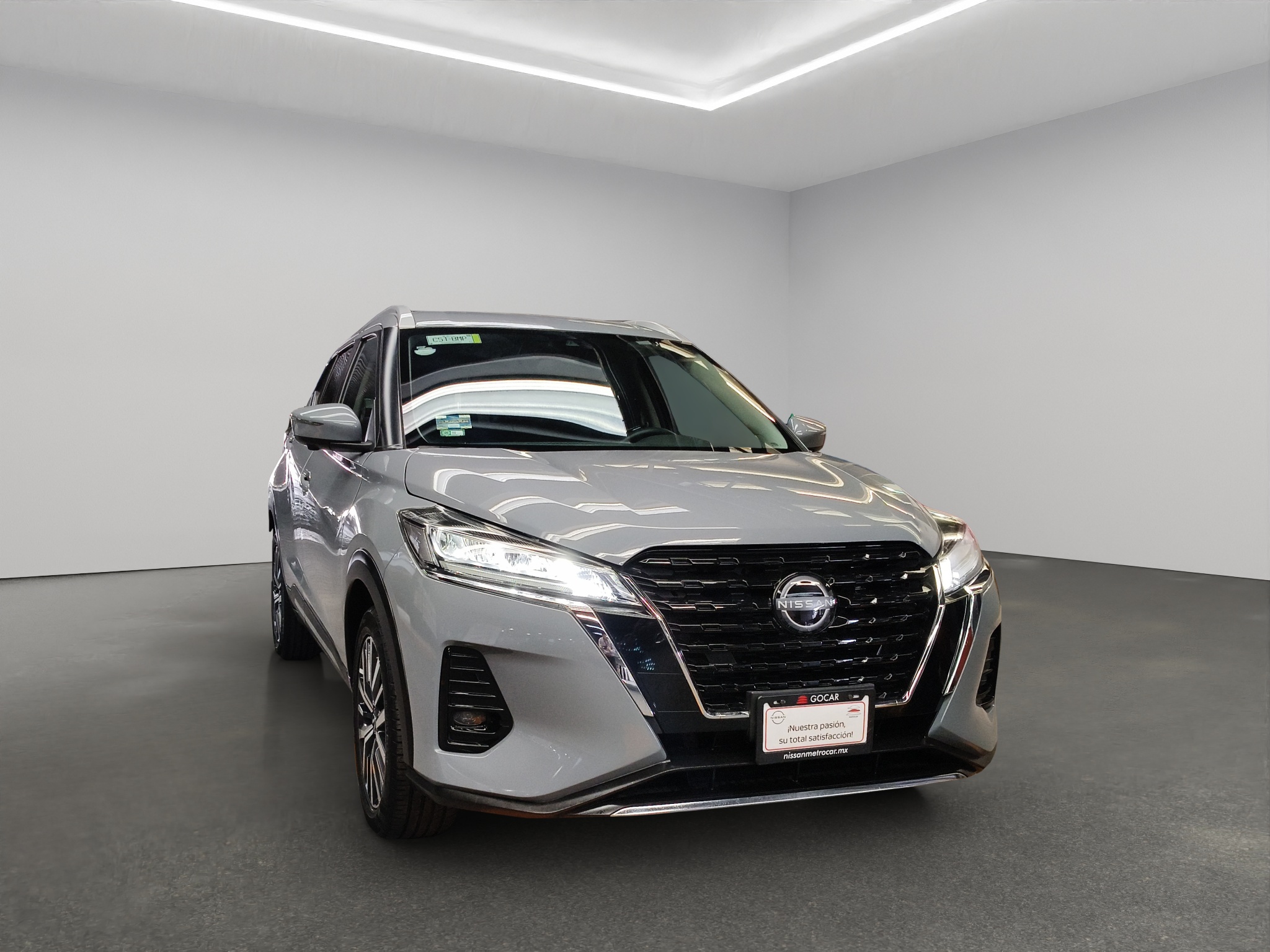 Nissan Kicks  5 pts. Platinum, 1.6l, TA, a/ac. Aut., piel, GPS, RA-18 2023