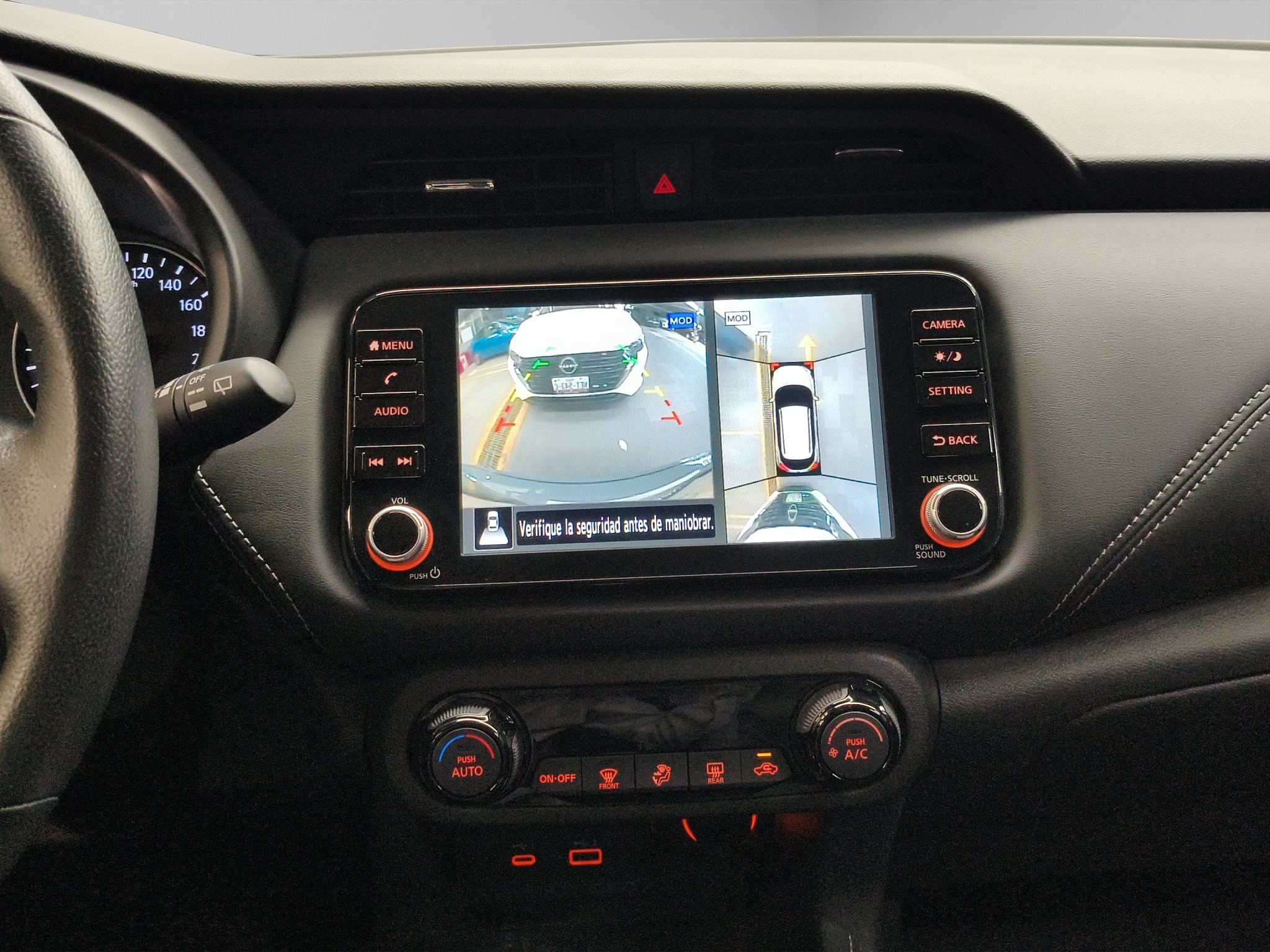 Nissan Kicks  5 pts. Platinum, 1.6l, TA, a/ac. Aut., piel, GPS, RA-18 2023