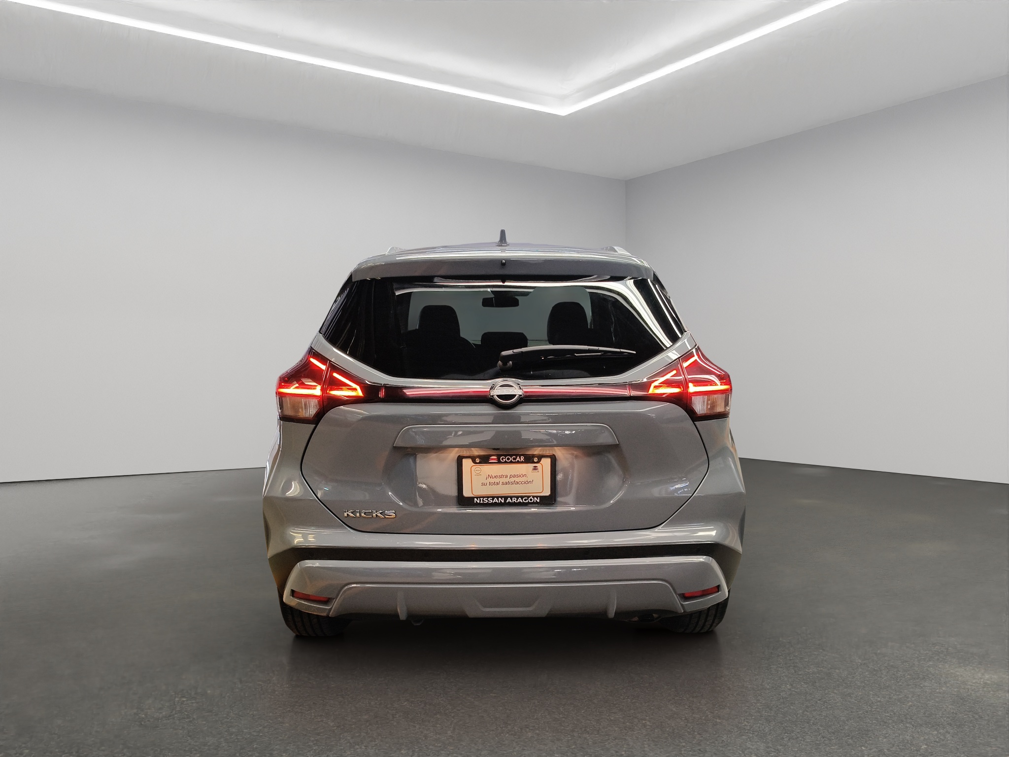 Nissan Kicks  5 pts. Platinum, 1.6l, TA, a/ac. Aut., piel, GPS, RA-18 2023