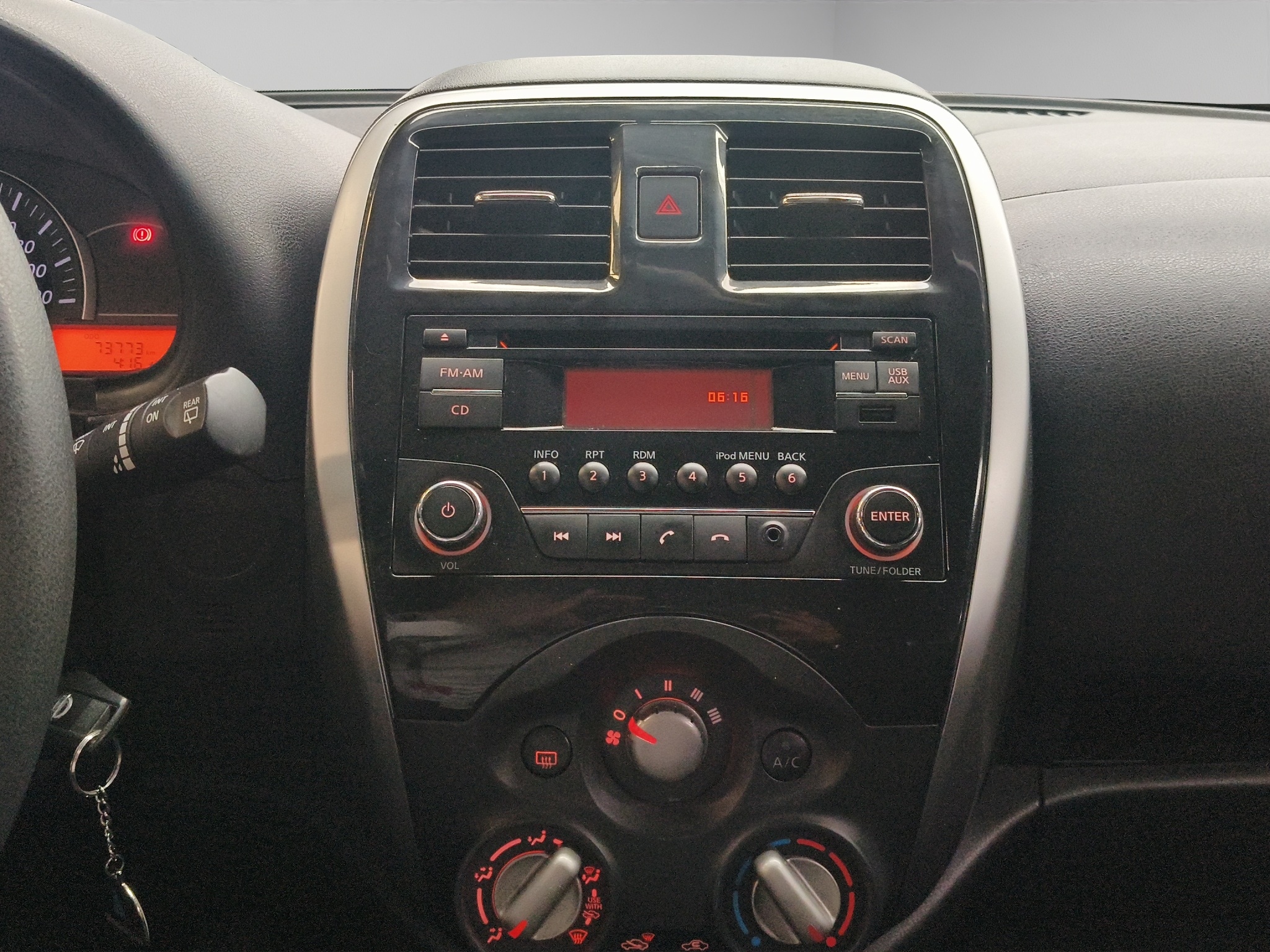 Nissan March 5 pts. HB Advance y DUO, TM5, a/ac., VE, CD, BA, ABS, RA-15 2018