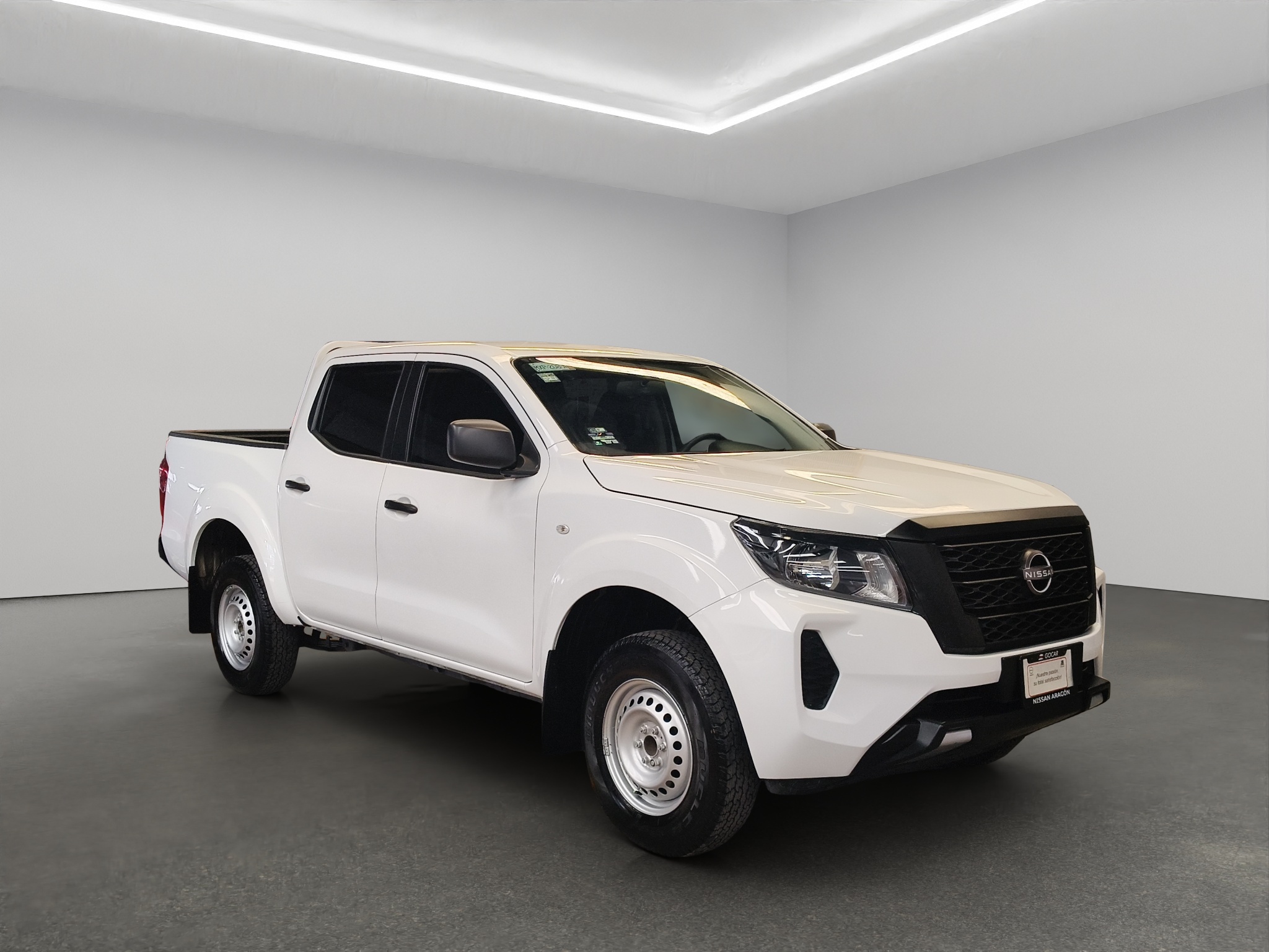 Nissan Comerciales Frontier y NP 300 Frontier Pick-Up 4 pts. Frontier SE, Doble Cab., L4, 2.5l, TM6, a/ac., VE, R-16 2024