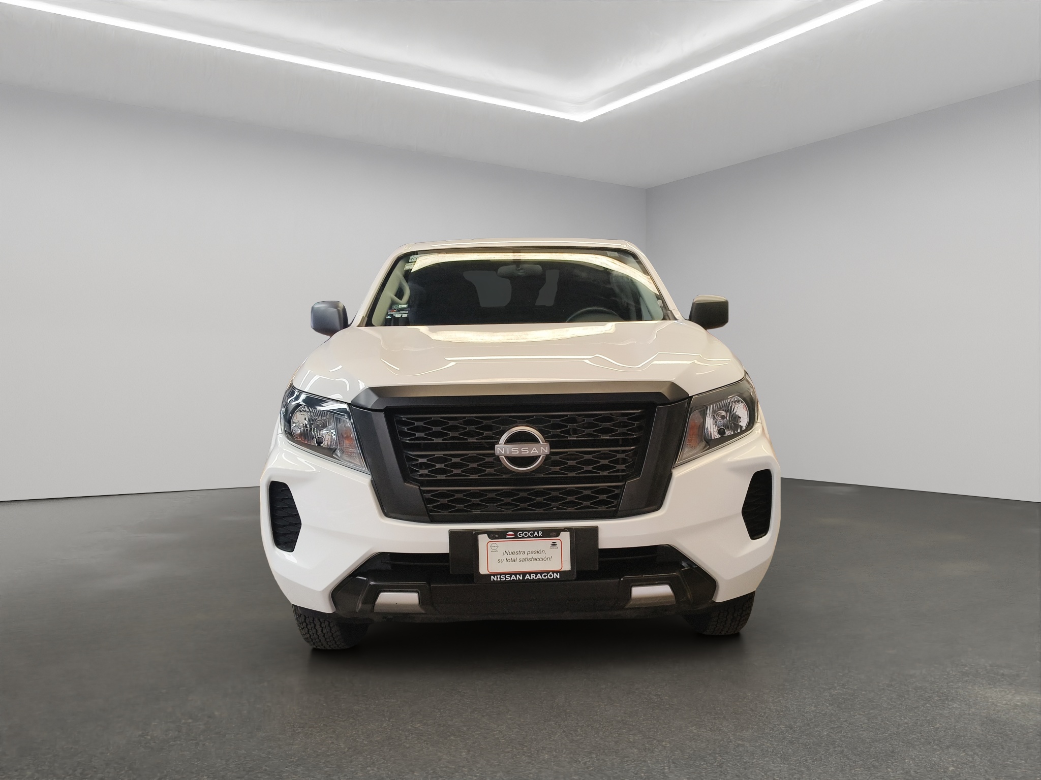 Nissan Comerciales Frontier y NP 300 Frontier Pick-Up 4 pts. Frontier SE, Doble Cab., L4, 2.5l, TM6, a/ac., VE, R-16 2024