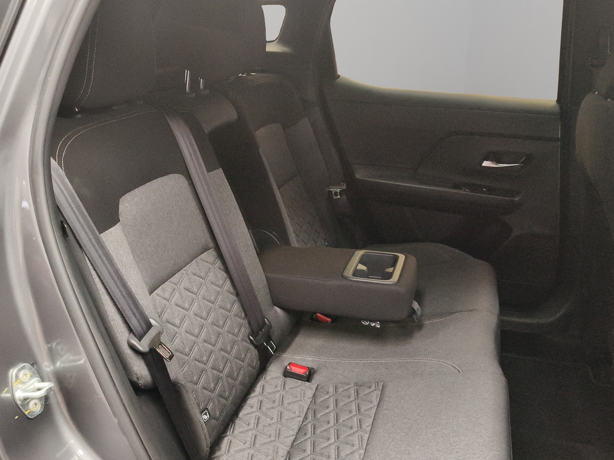 Nissan Kicks 5 pts. Advance, 2.0l, TA, RA-17 (línea nueva) 2025