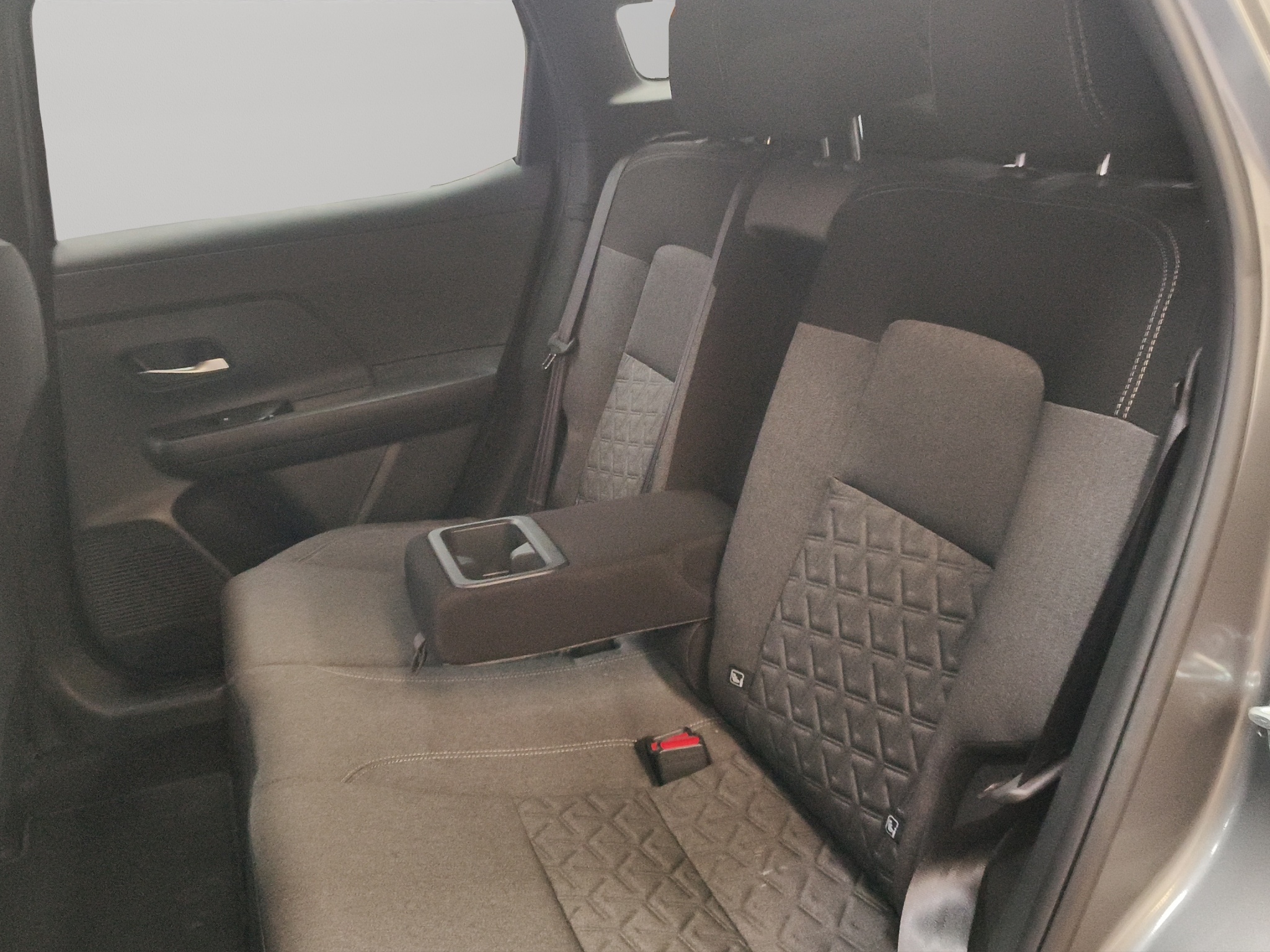 Nissan Kicks 5 pts. Advance, 2.0l, TA, RA-17 (línea nueva) 2025