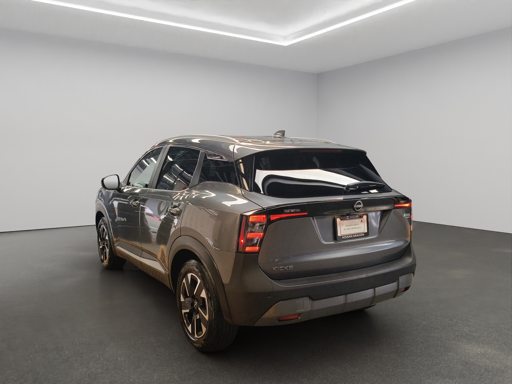 Nissan Kicks 5 pts. Advance, 2.0l, TA, RA-17 (línea nueva) 2025