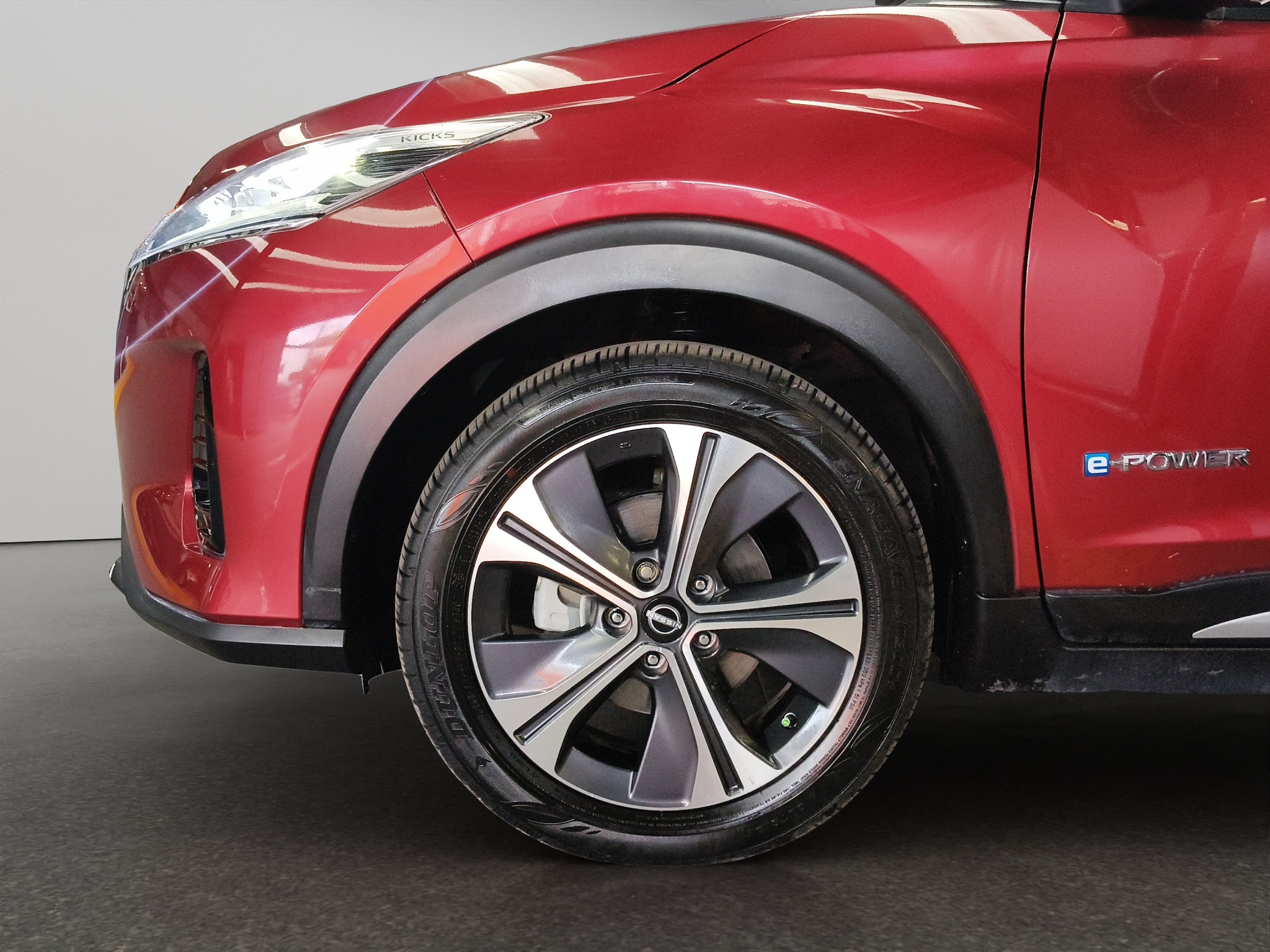 Nissan Kicks 5 pts. Platinum e-Power, E-REV, TA, piel, ADAS, RA-17 (línea anterior) 2024