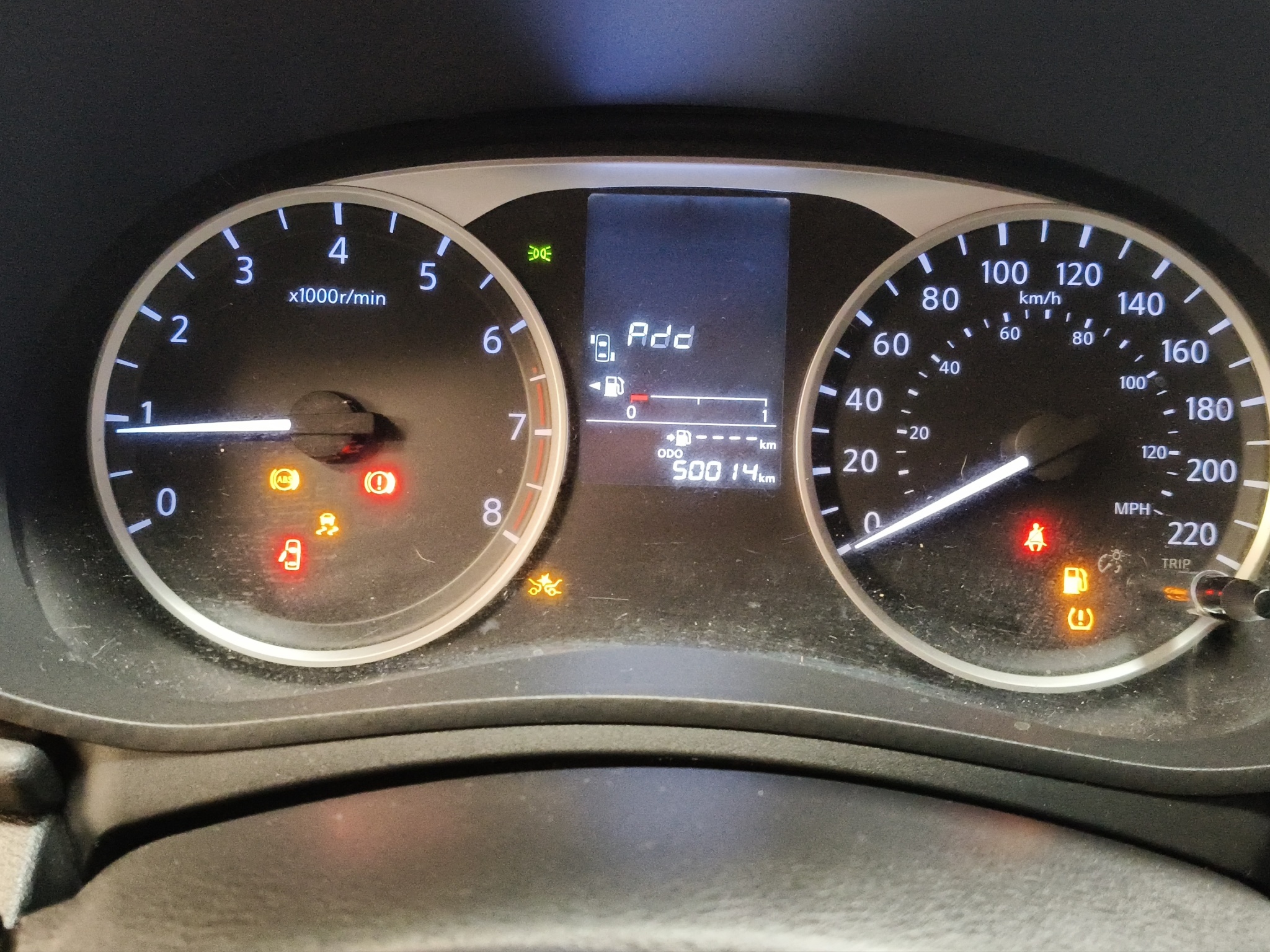 Nissan Versa 4 pts. Sense, TM5, a/ac., R-15 2024
