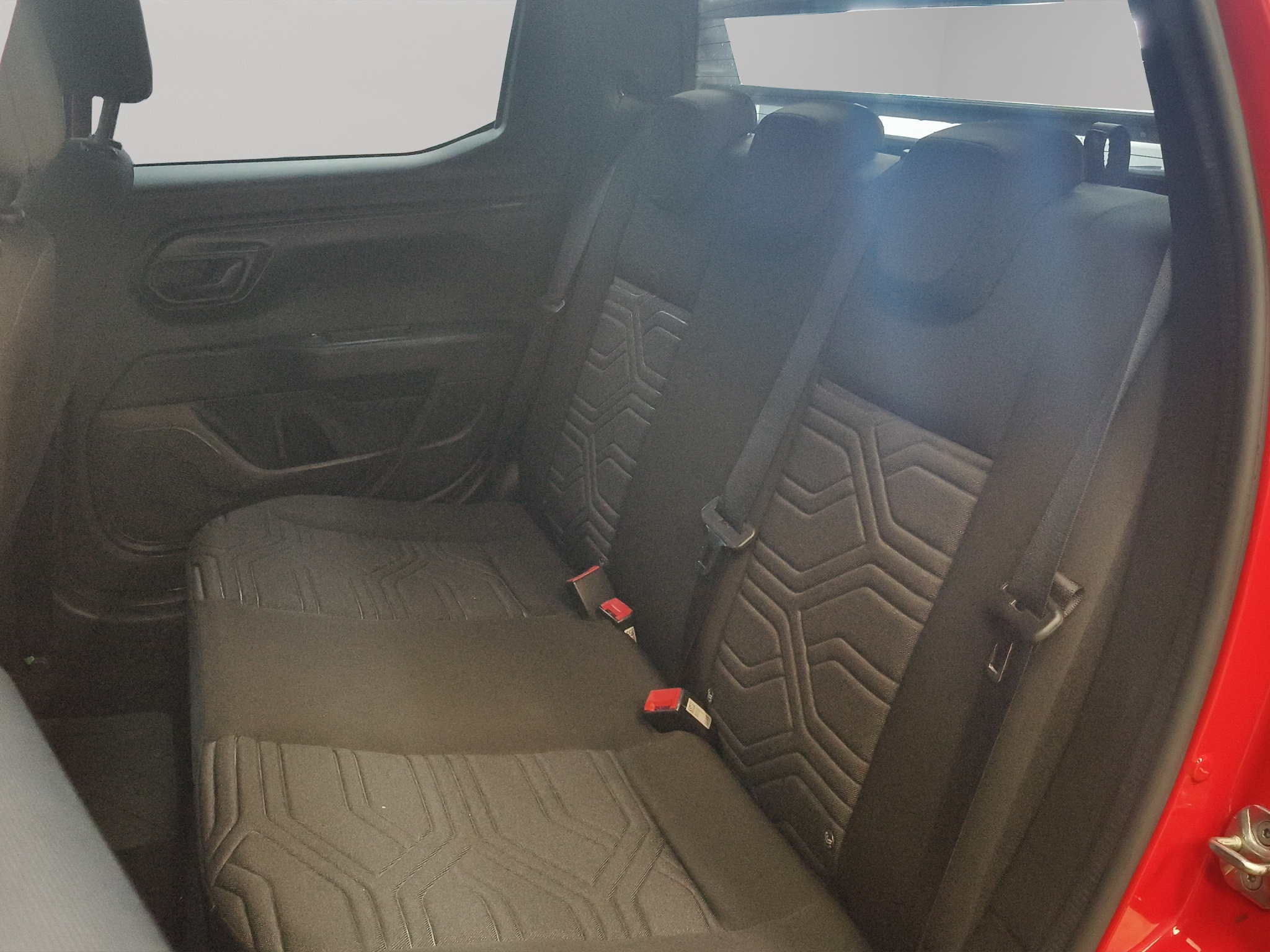 Dodge Comerciales Ram 700 Pick-Up 4 pts. Bighorn, Doble Cab., TM5, a/ac., f. niebla, RA-15 2023