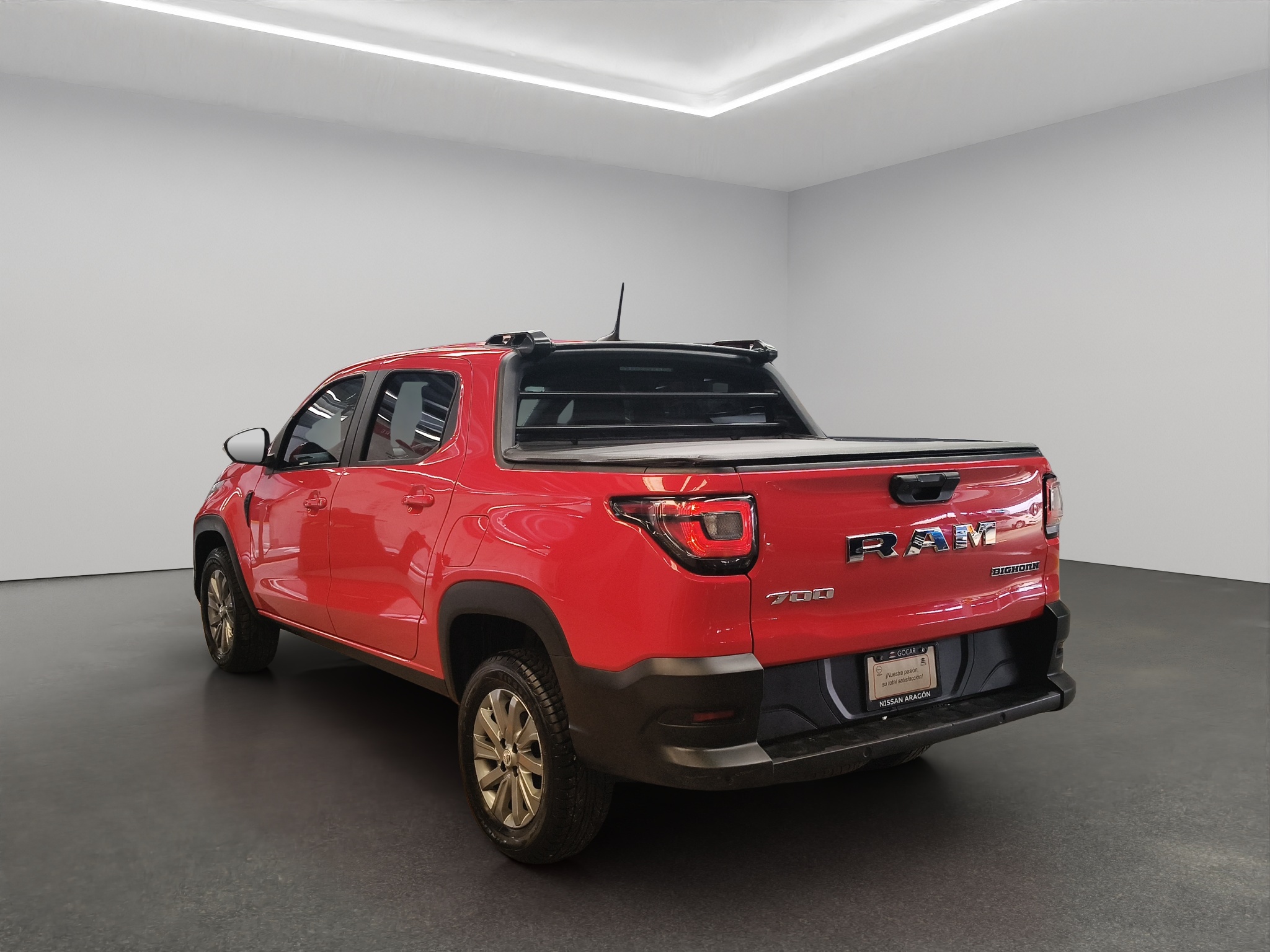Dodge Comerciales Ram 700 Pick-Up 4 pts. Bighorn, Doble Cab., TM5, a/ac., f. niebla, RA-15 2023