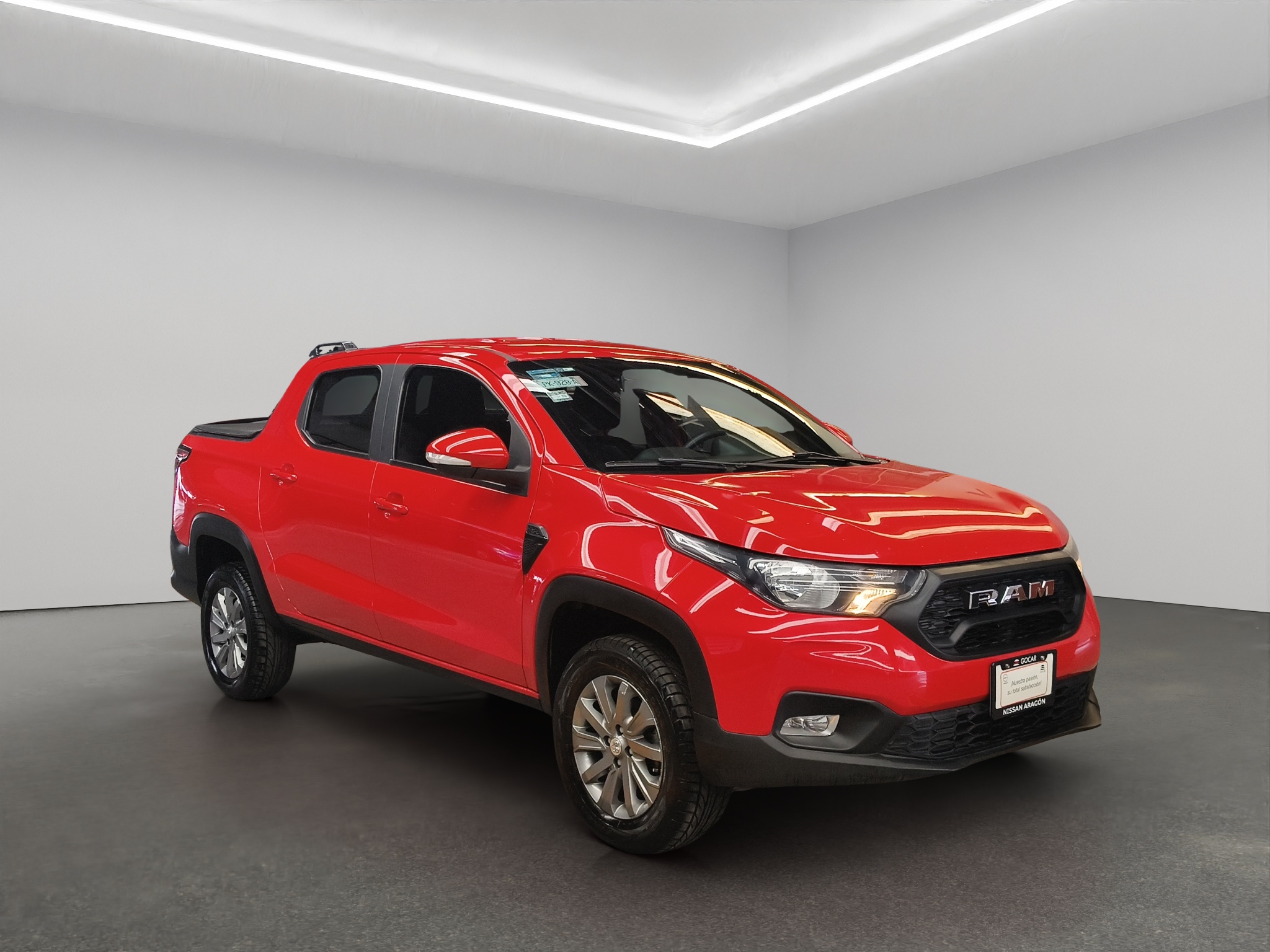 Dodge Comerciales Ram 700 Pick-Up 4 pts. Bighorn, Doble Cab., TM5, a/ac., f. niebla, RA-15 2023