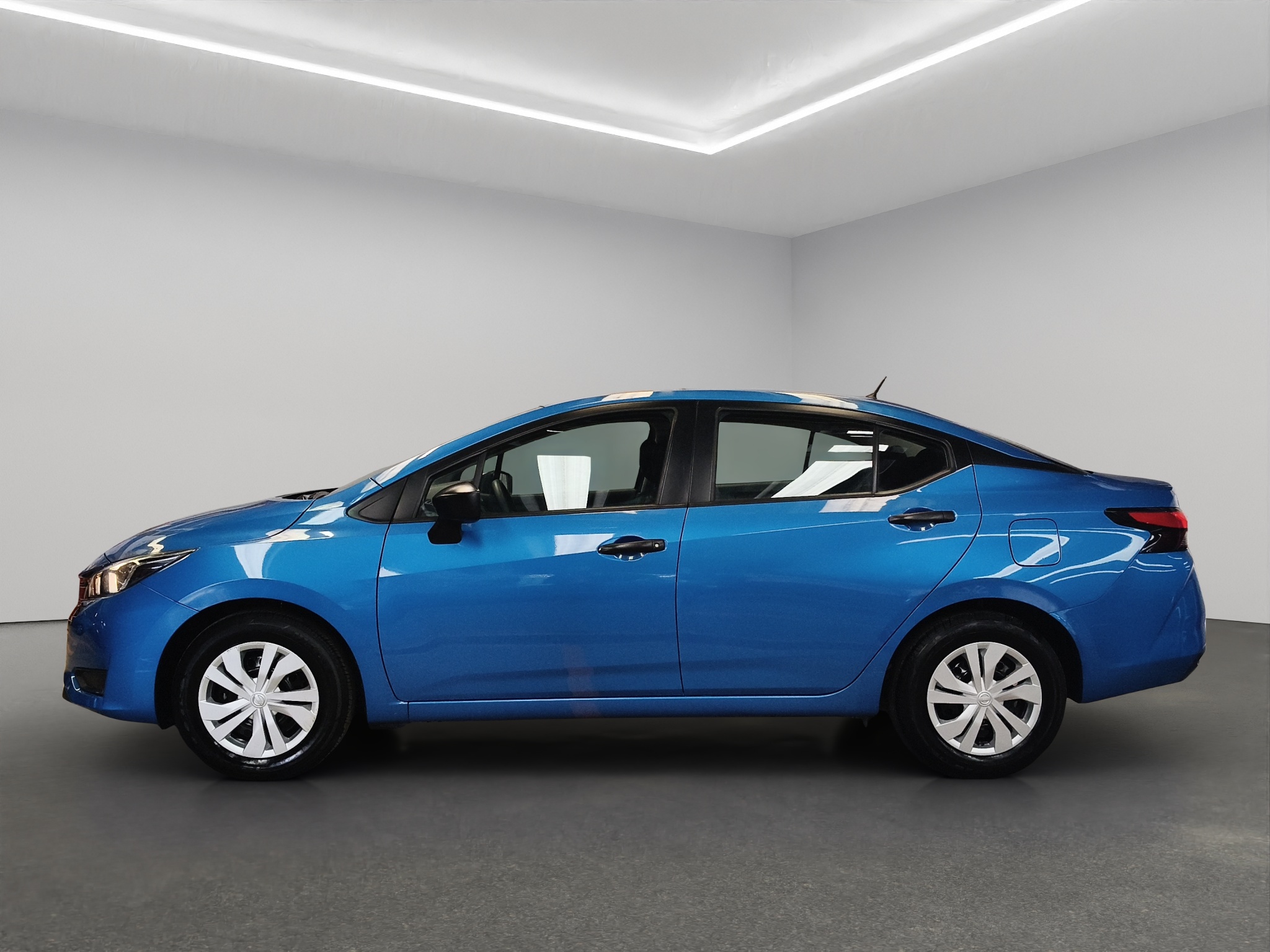 Nissan Versa 4 pts. Sense, TM5, a/ac., R-15 (línea anterior) 2025