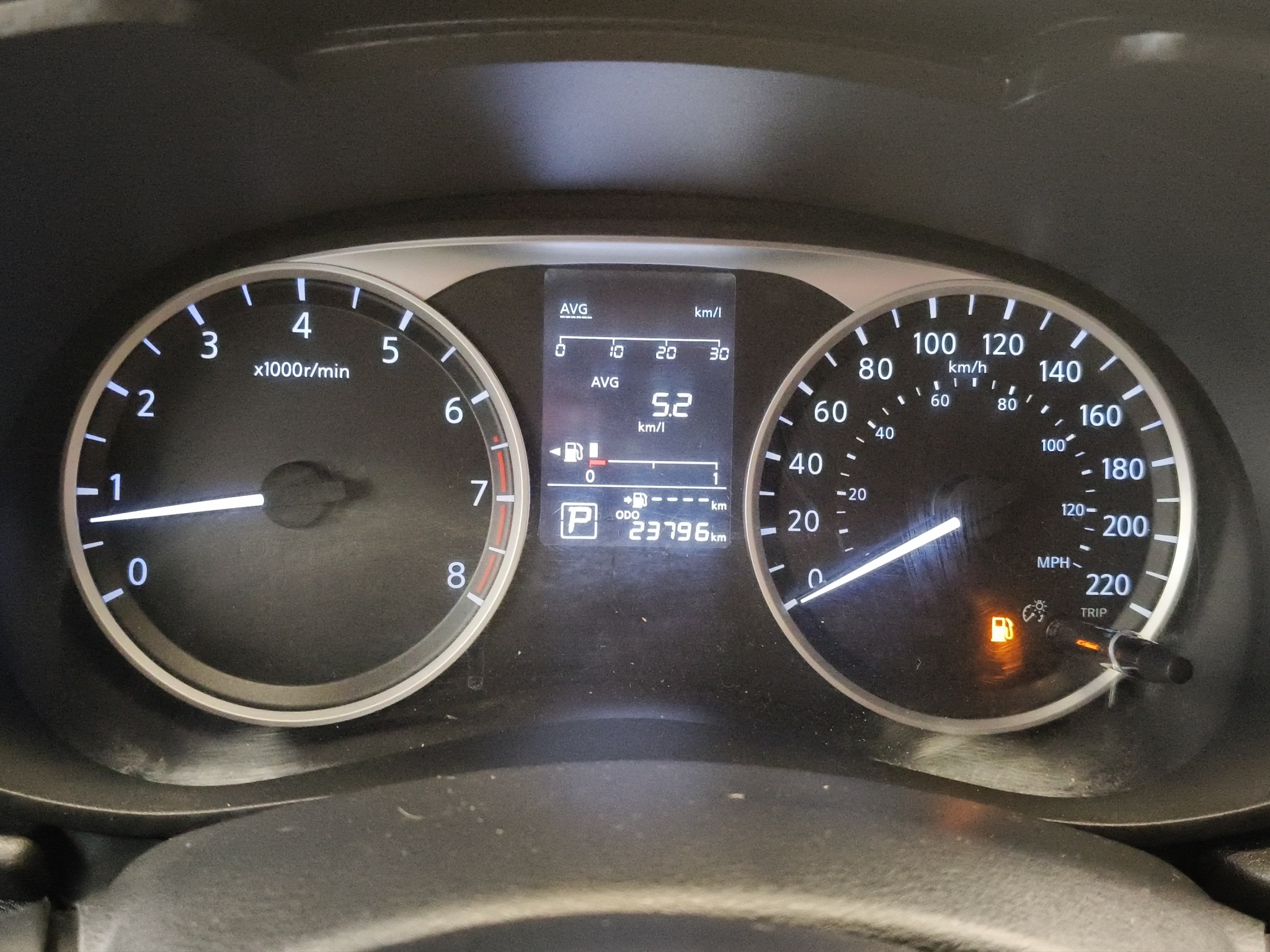 Nissan Versa 4 pts. Sense, TM5, a/ac., R-15 (línea anterior) 2025