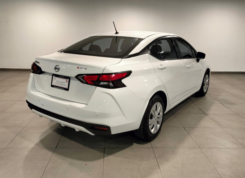Nissan Versa 4 pts. Sense, TM5, a/ac., VE, R-15 (línea anterior) 2022