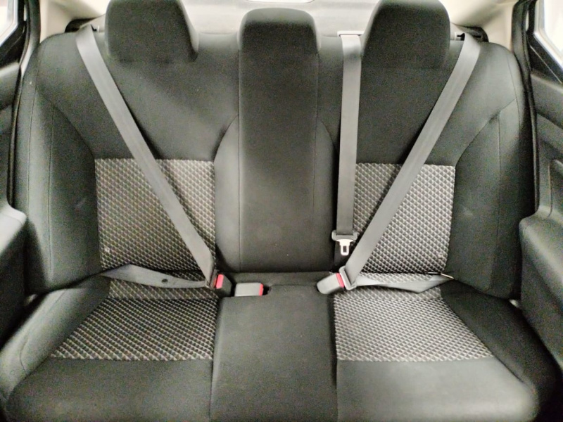 Nissan Versa 4 pts. Sense, TM5, a/ac., VE, R-15 (línea anterior) 2022