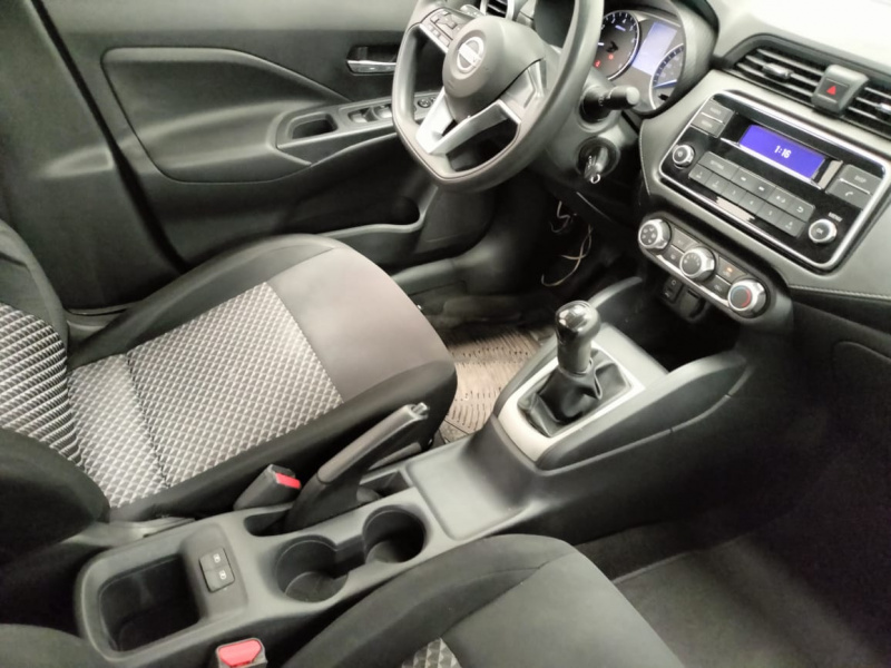 Nissan Versa 4 pts. Sense, TM5, a/ac., VE, R-15 (línea anterior) 2022