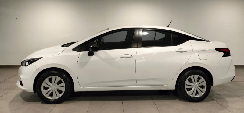 Nissan Versa 4 pts. Sense, TM5, a/ac., VE, R-15 (línea anterior) 2022
