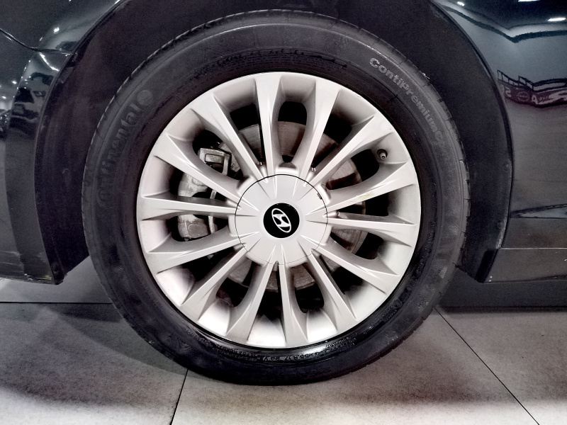 Hyundai Sonata 4 pts. Premium, 2.4l, TA, a/ac. Aut., piel, RA-17 2016