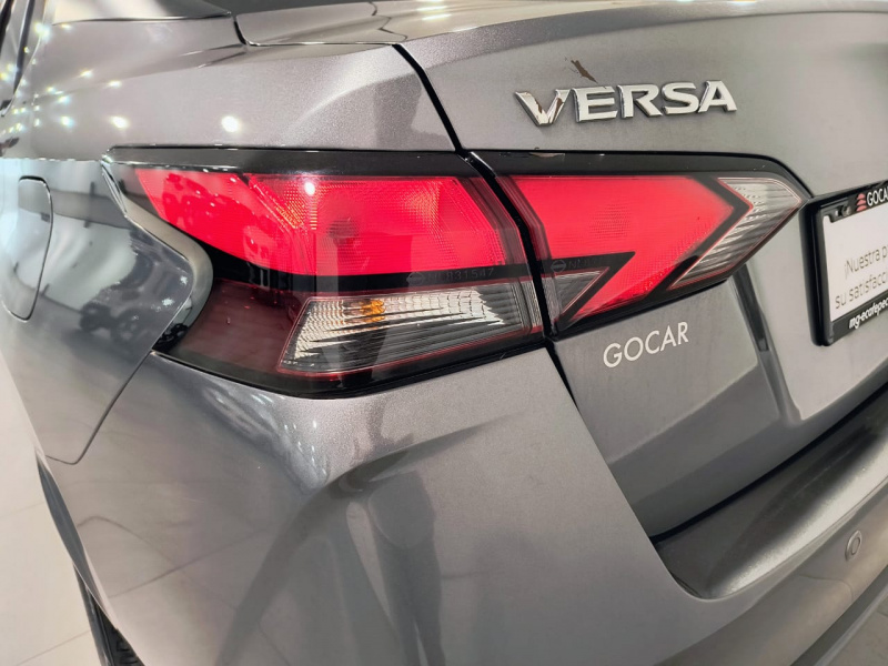 Nissan Versa 4 pts. Advance, TM5, a/ac., VE, f. niebla, RA-16 (línea anterior) 2022