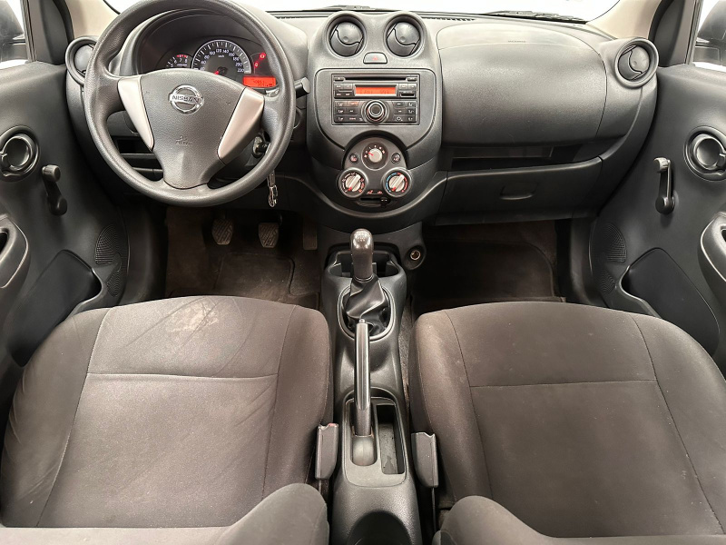 Nissan March 5 pts. HB Active, TM5, a/ac., R-14 (línea anterior) 2020