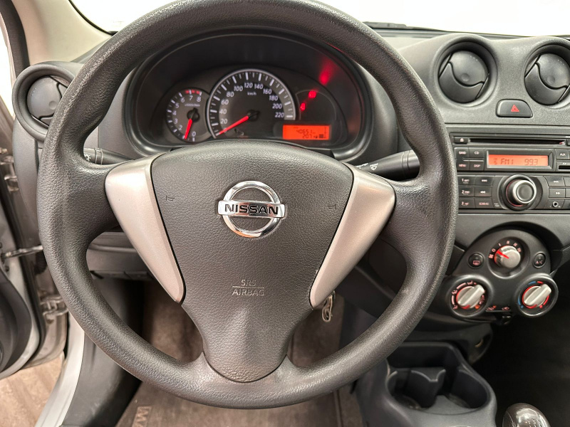 Nissan March 5 pts. HB Active, TM5, a/ac., R-14 (línea anterior) 2020