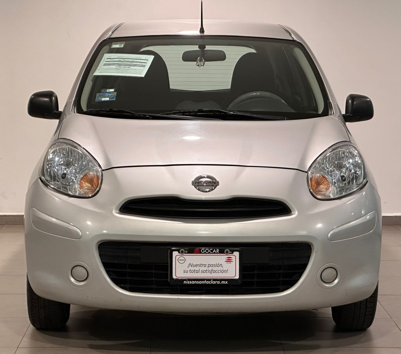 Nissan March 5 pts. HB Active, TM5, a/ac., R-14 (línea anterior) 2020