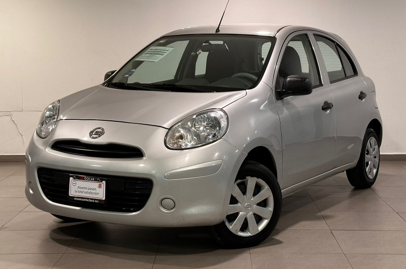 Nissan March 5 pts. HB Active, TM5, a/ac., R-14 (línea anterior) 2020