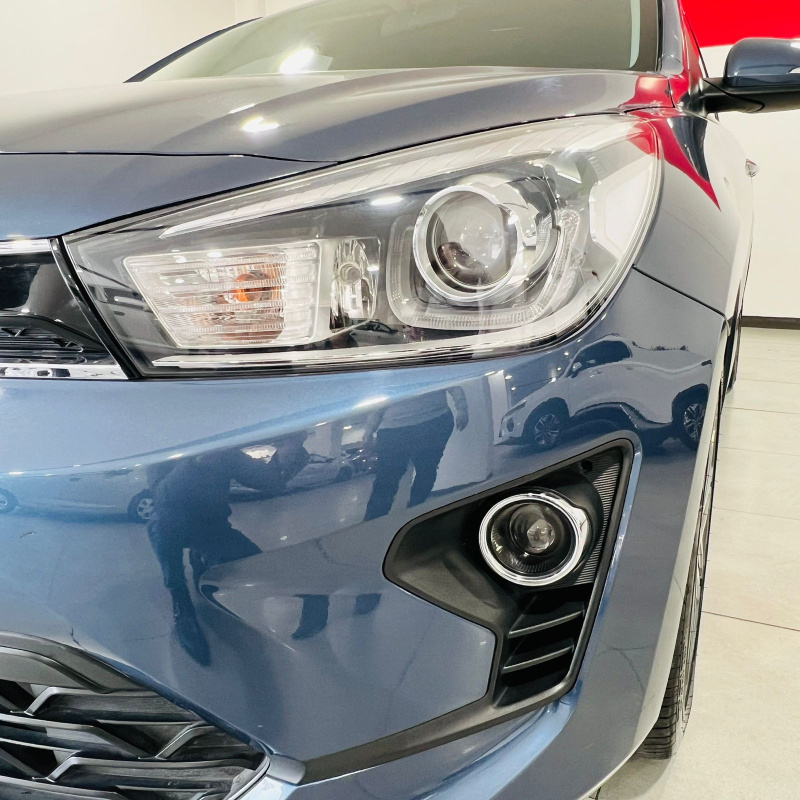 KIA Rio 4 pts. EX, TA, VE, piel, f. niebla, RA-17 2022
