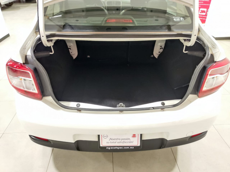 Renault Logan 4 pts. Zen, TM5, VE del., R-15 2018