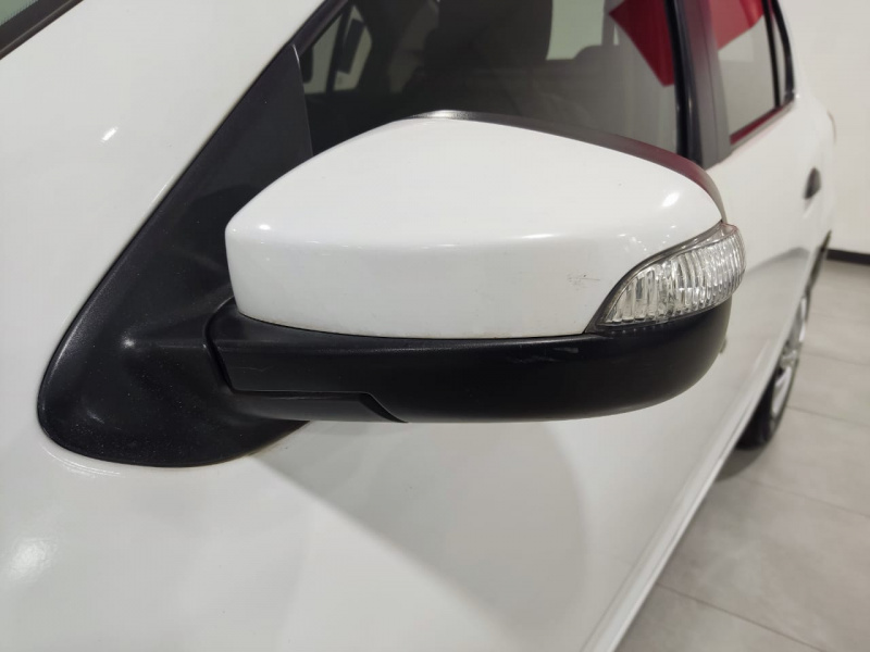 Renault Logan 4 pts. Zen, TM5, VE del., R-15 2018