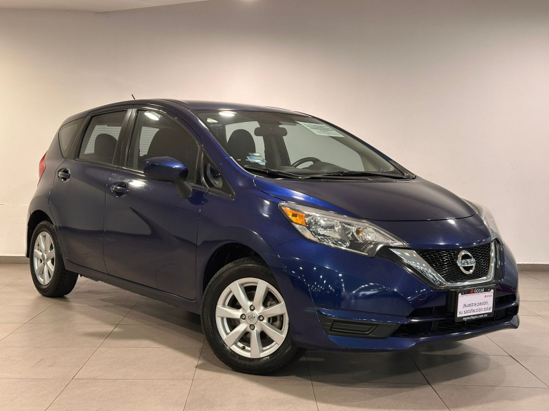 Nissan Note 5 pts. Sense, CVT, a/ac., cámara reversa, RA-15 2018