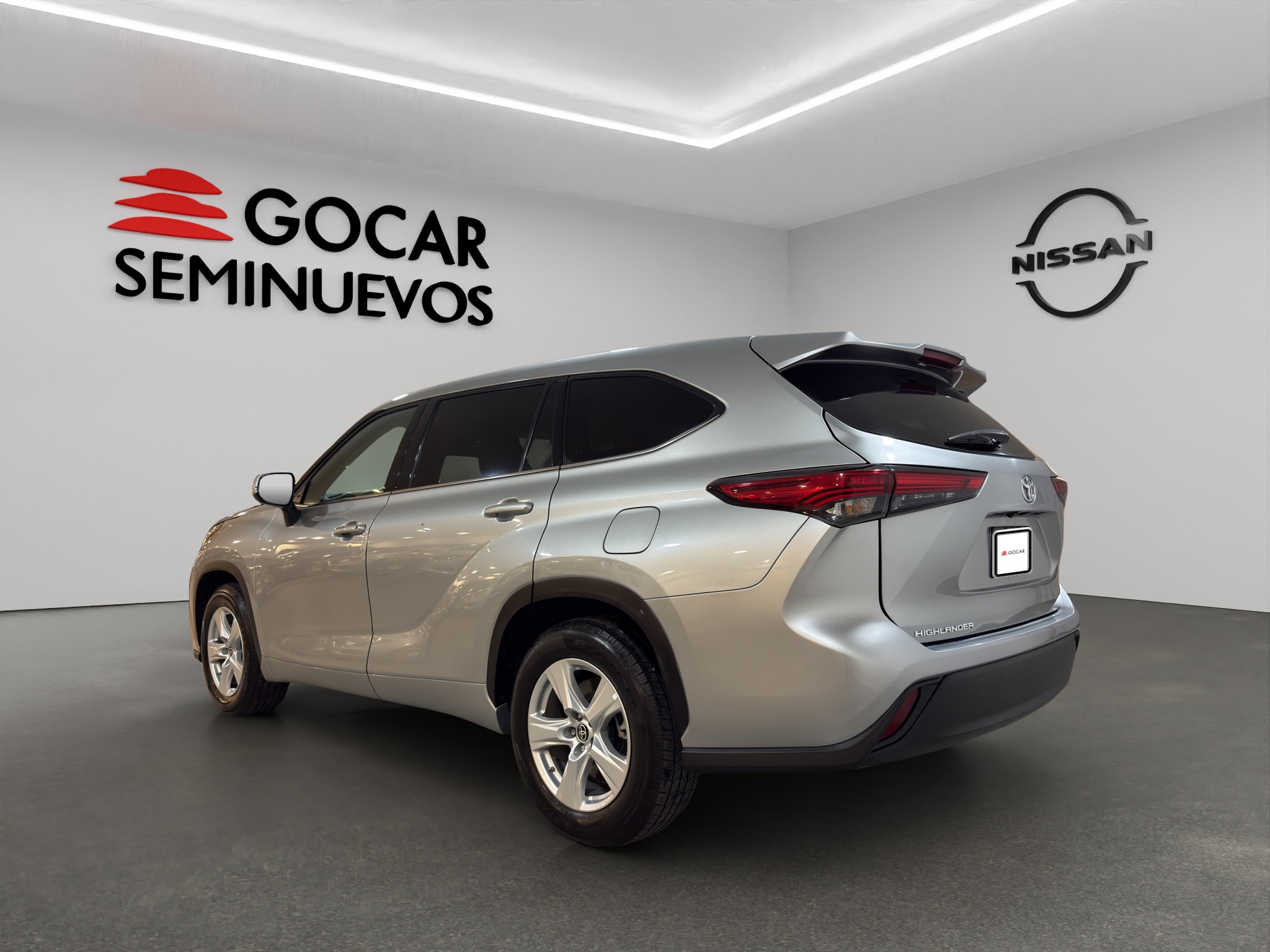Toyota Highlander VUD LE TA 2022