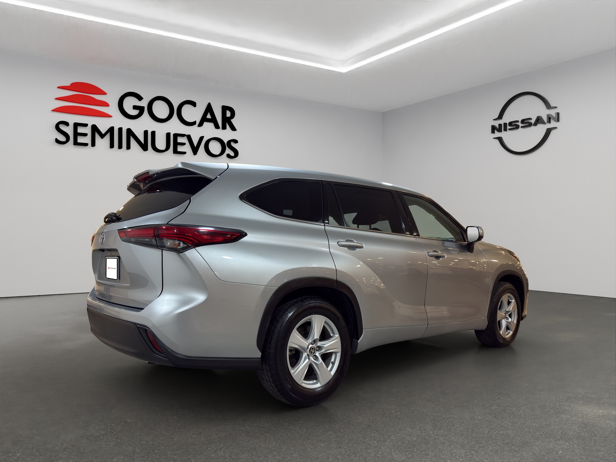 Toyota Highlander VUD LE TA 2022