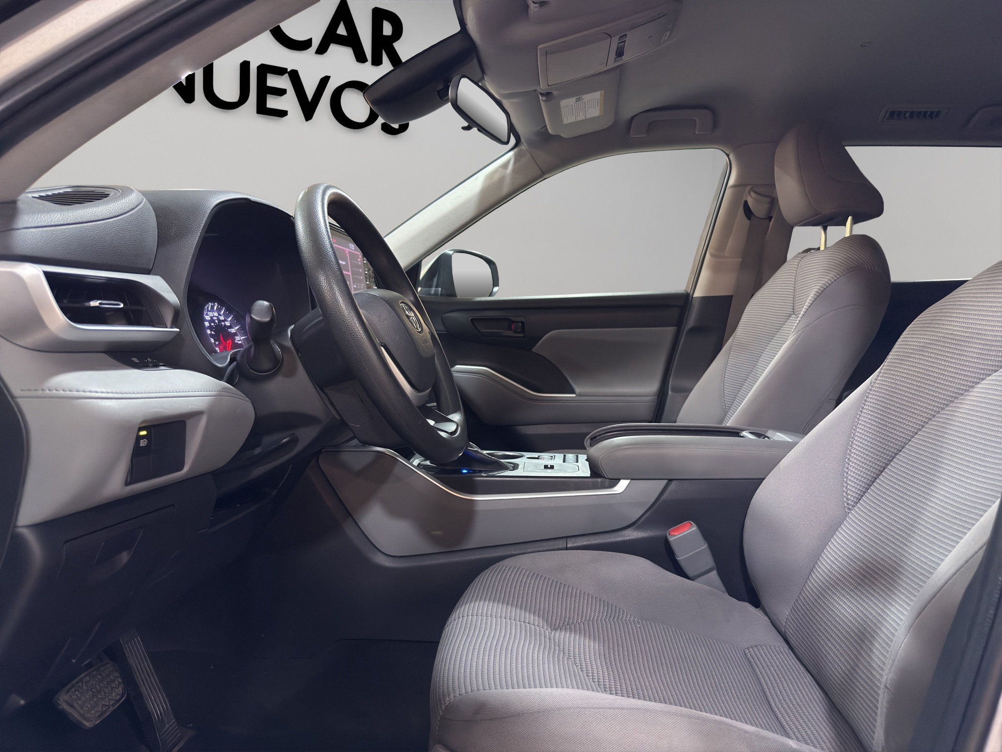 Toyota Highlander VUD LE TA 2022