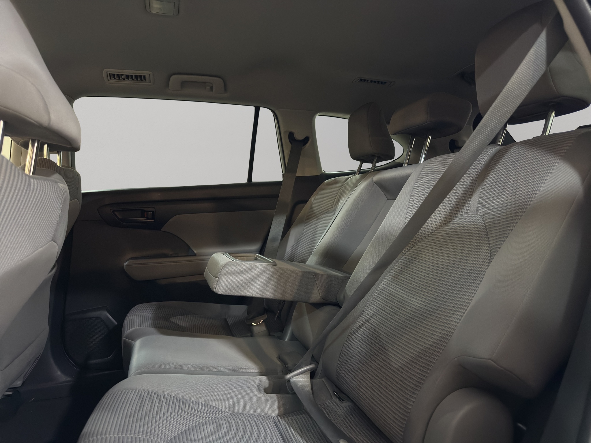 Toyota Highlander VUD LE TA 2022