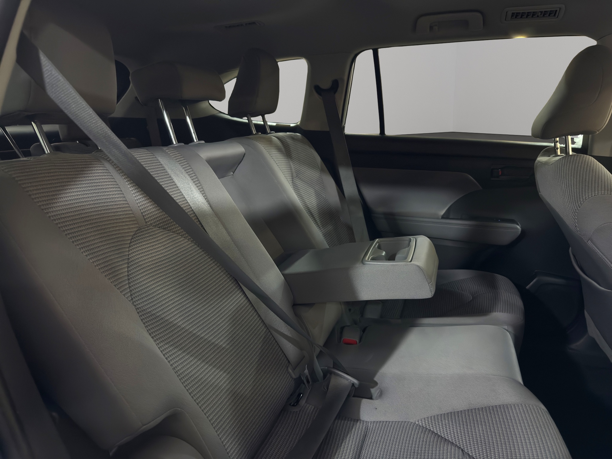 Toyota Highlander VUD LE TA 2022