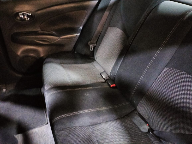 Nissan Versa 4 pts. Advance, TM5, a/ac., VE, f. niebla, RA-15 2017