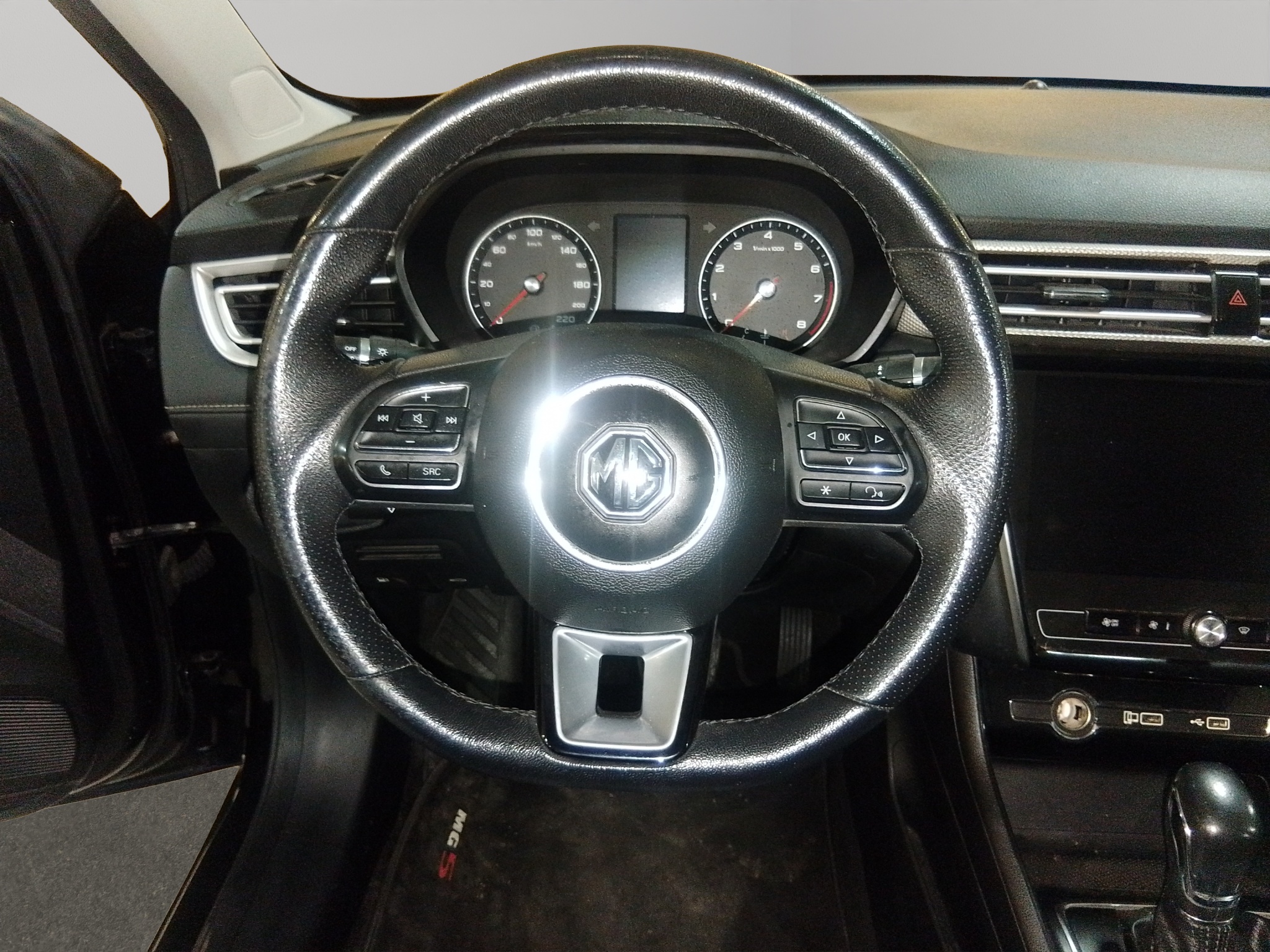 MG MG5 EXCITE TA 2023
