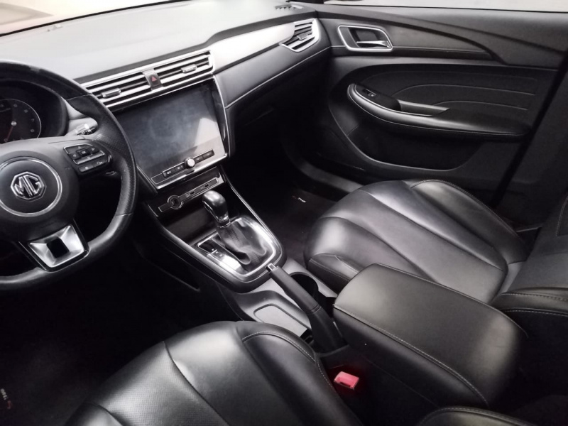 MG MG5 4 pts. Excite, 1.5l, AT, VE, piel, RA-16 2024