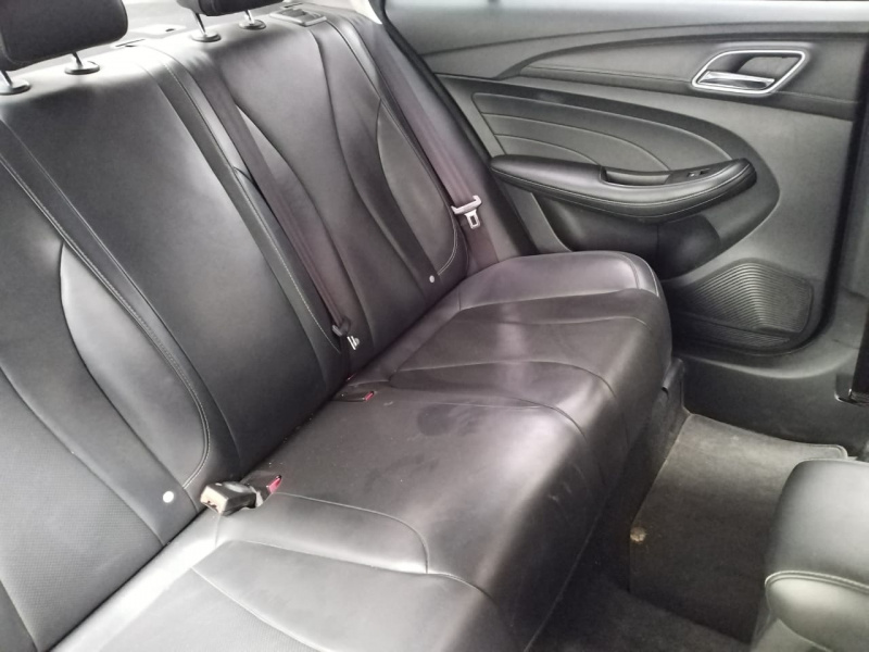 MG MG5 4 pts. Excite, 1.5l, AT, VE, piel, RA-16 2024