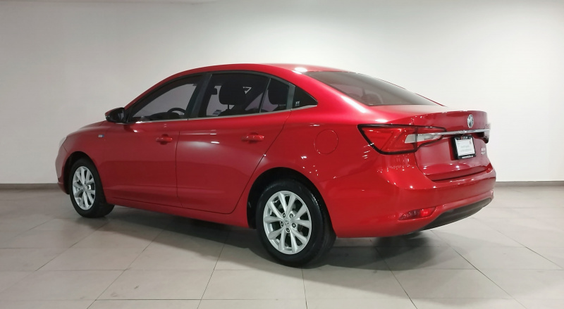 MG MG5 4 pts. Excite, 1.5l, AT, VE, piel, RA-16 2024