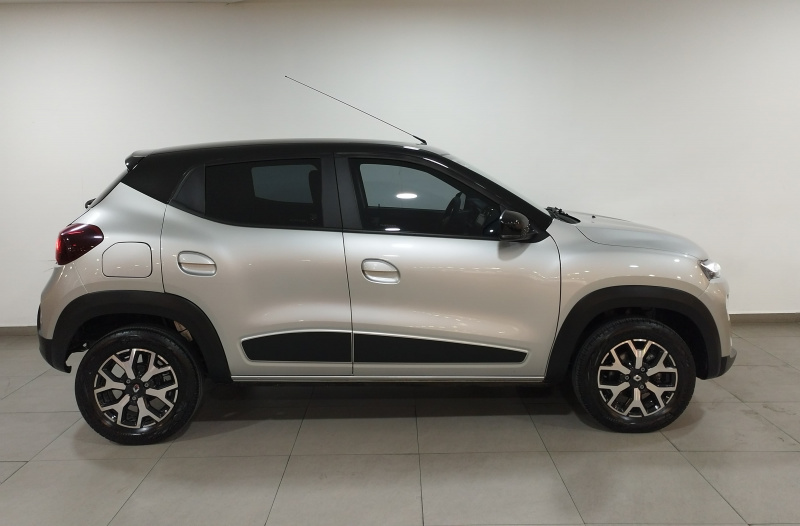 Renault Kwid 5 pts. HB Bitono, TM5, a/ac., pantalla touch 8 2025