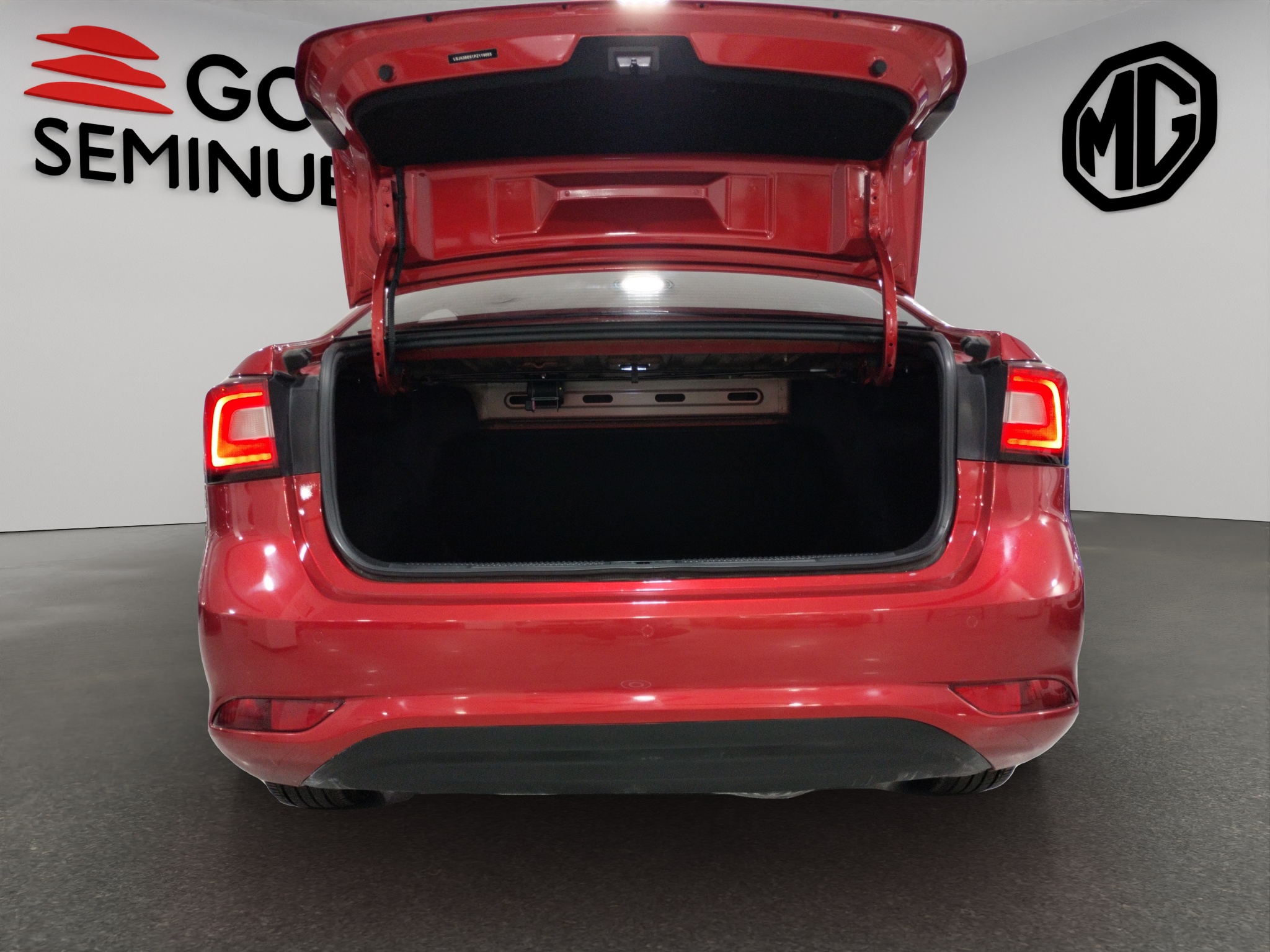 MG MG5 ELEGANCE TA 2023