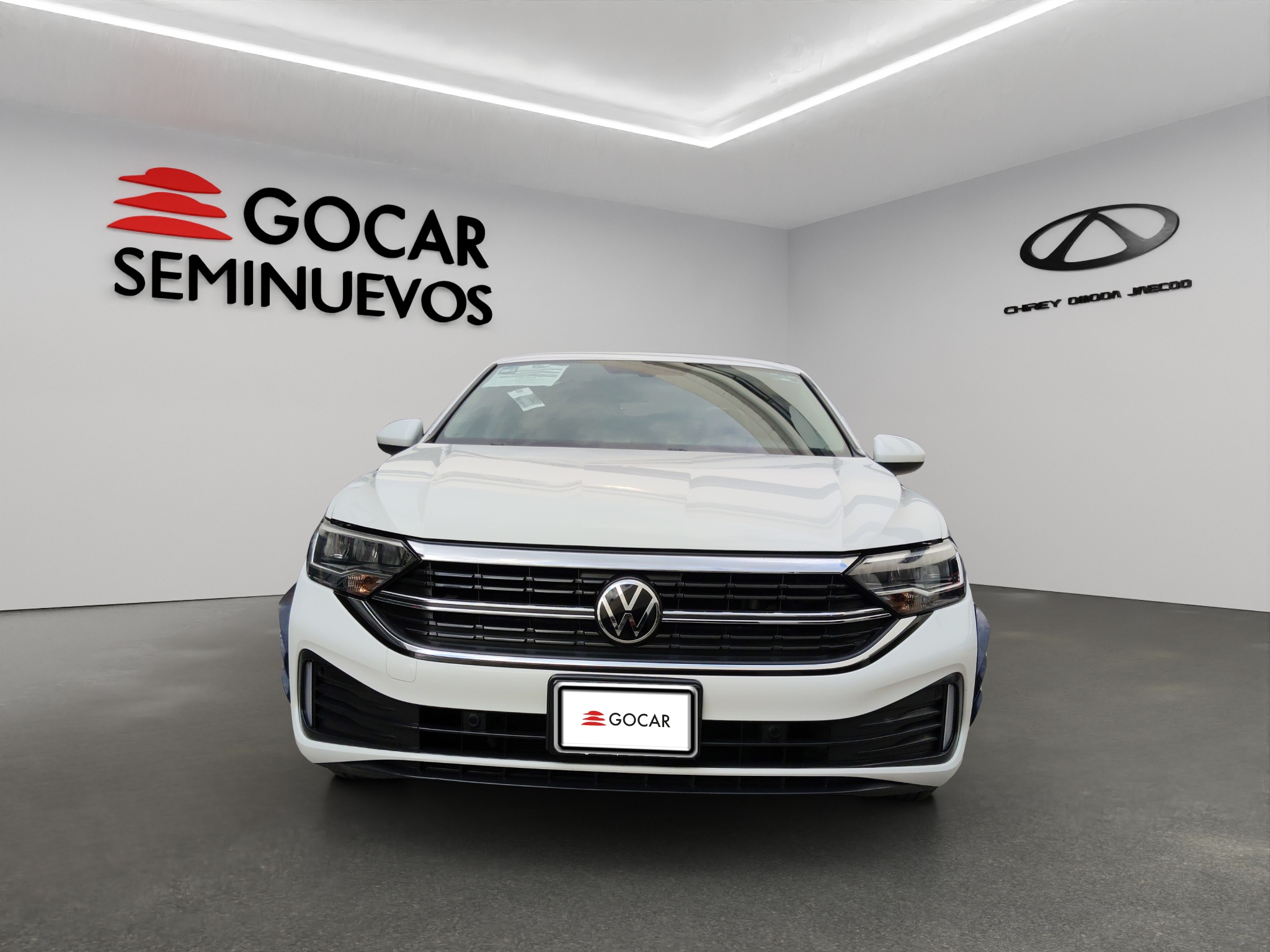 Volkswagen Jetta A7 4 pts. Confortline, 1.4T, TA, RA-16 2023